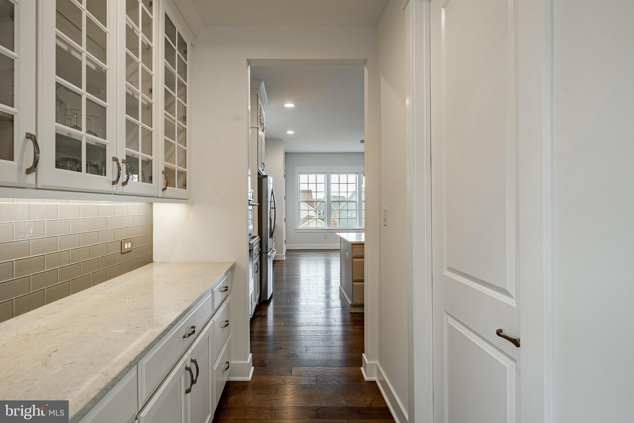 SPRING OAK - Residential