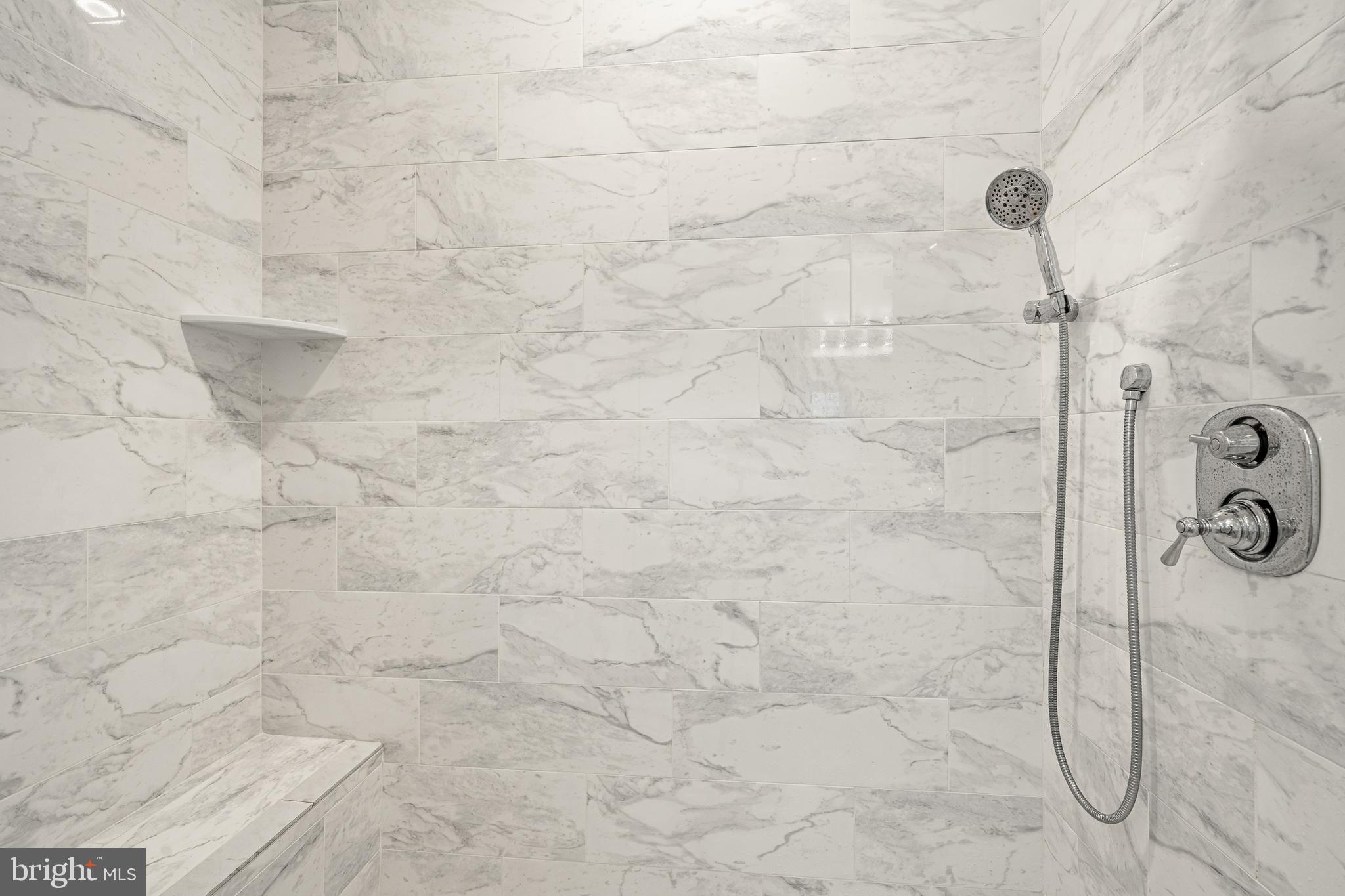 SPRING OAK - Residential