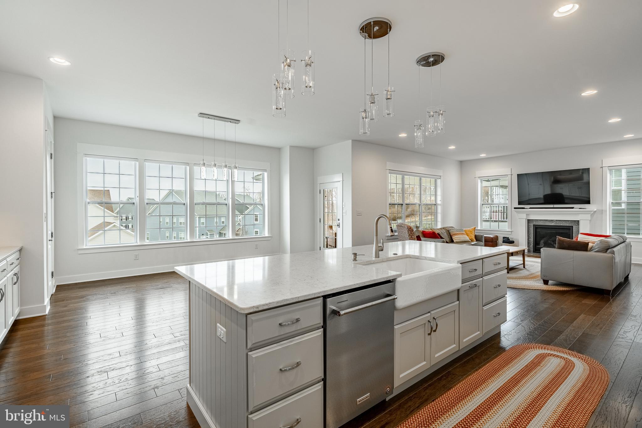 SPRING OAK - Residential