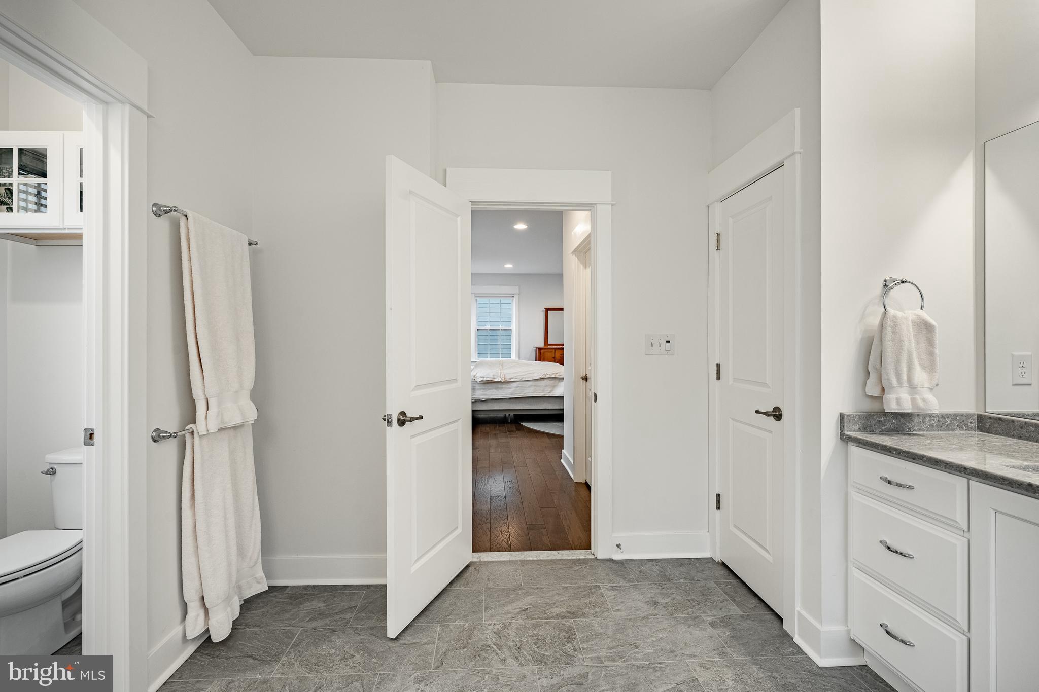 SPRING OAK - Residential