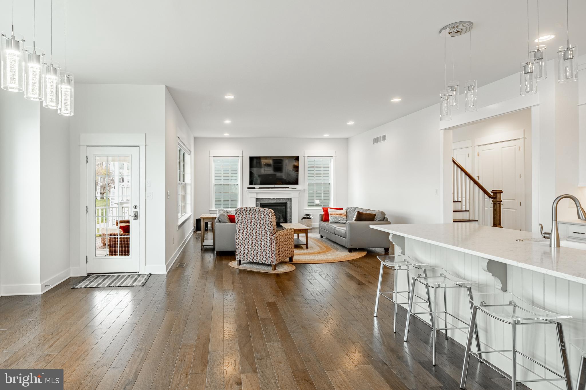 SPRING OAK - Residential