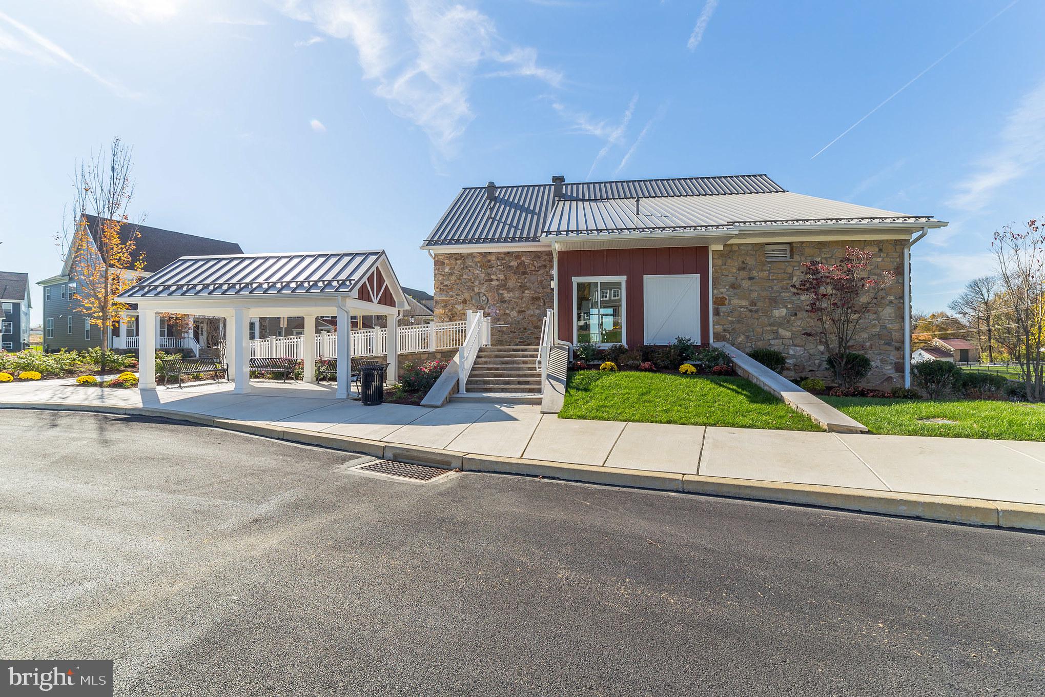 SPRING OAK - Residential