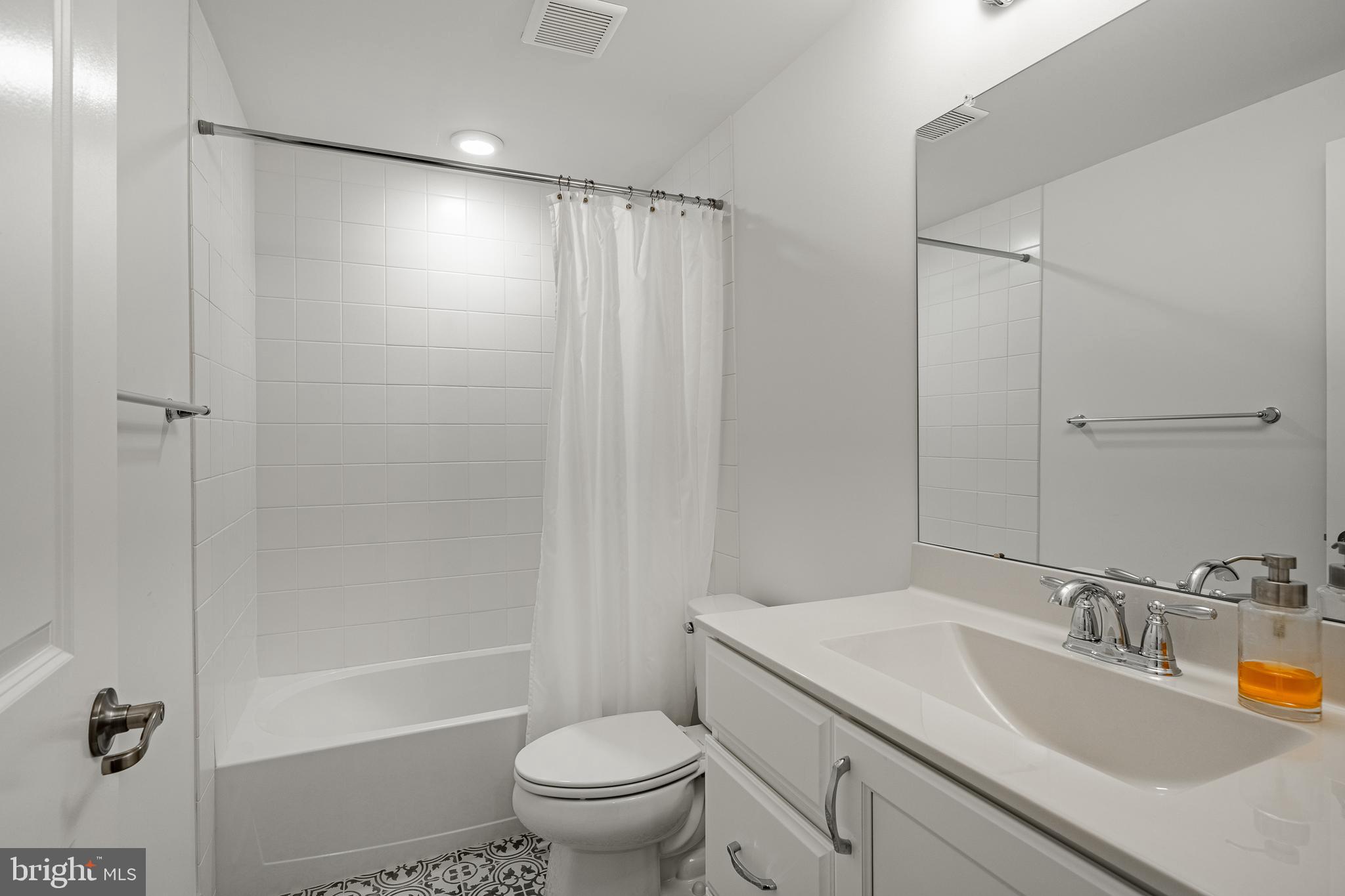 SPRING OAK - Residential