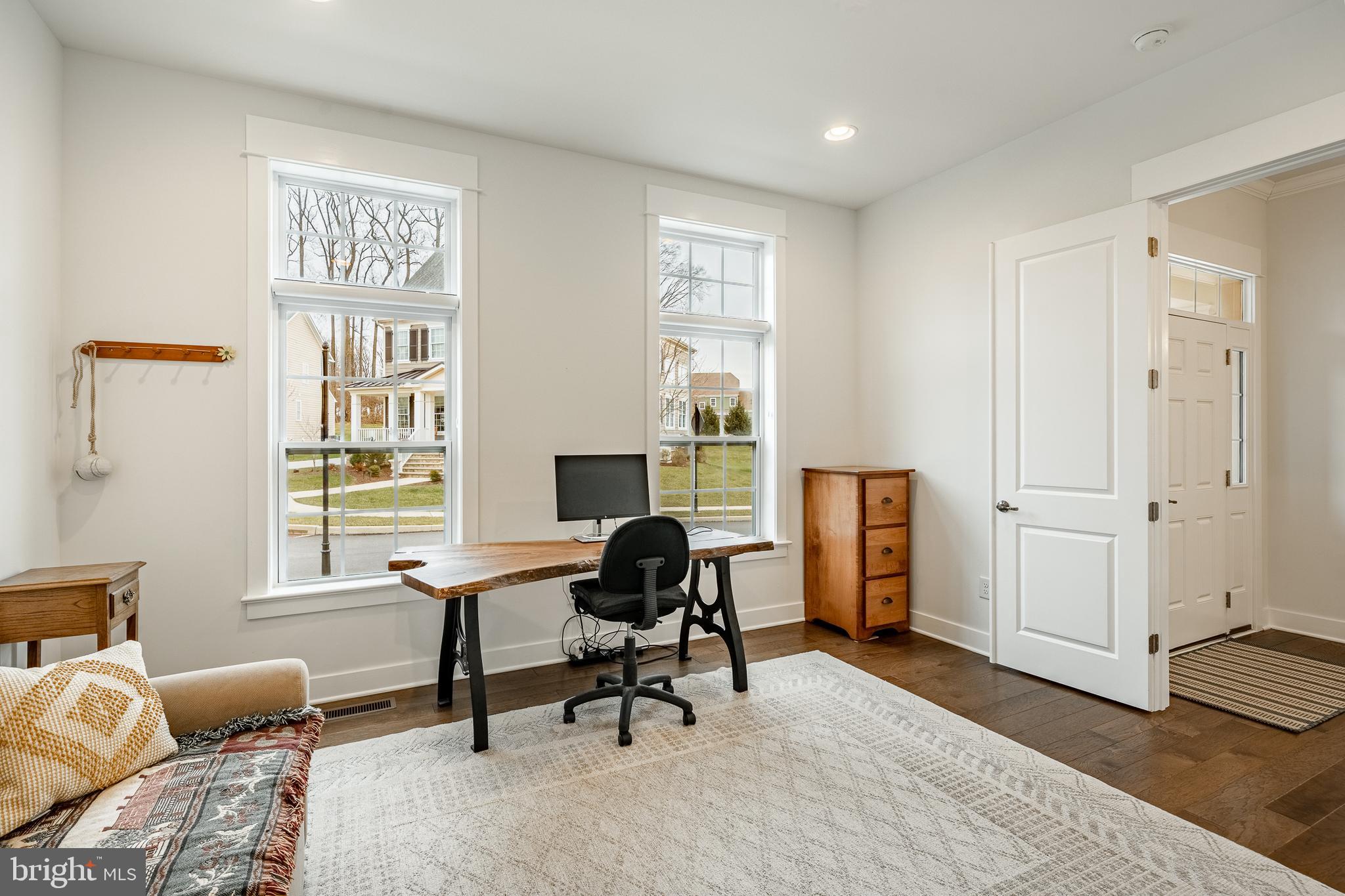 SPRING OAK - Residential