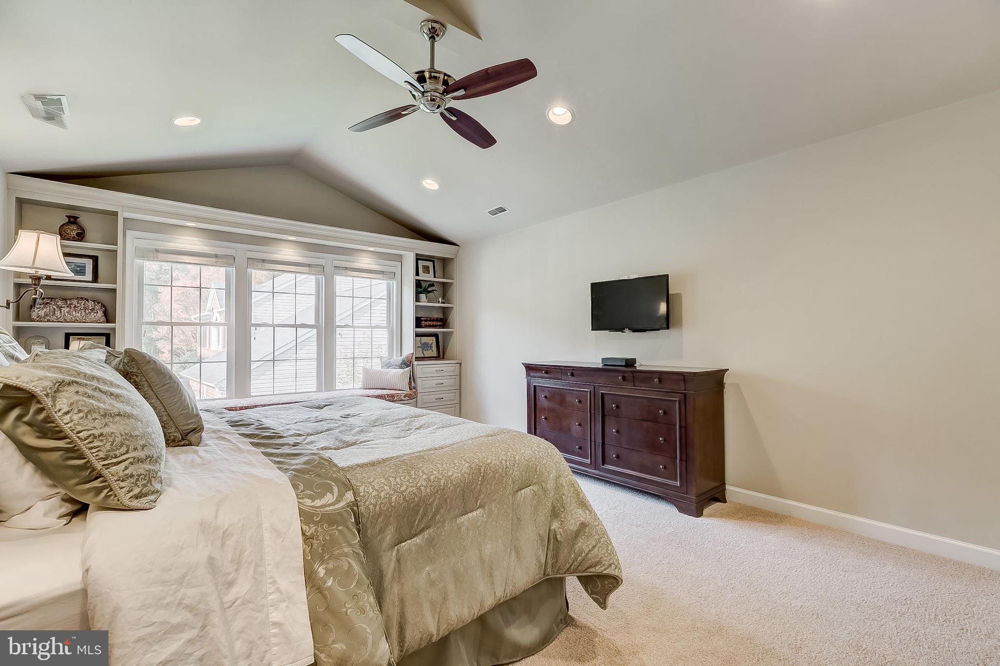 OLD MILL OVERLOOK - Residential