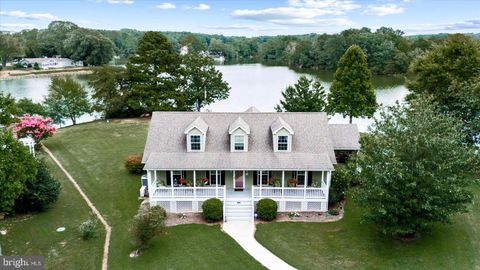 49 WHAYS CREEK COVE LANE REEDVILLE VA 22539