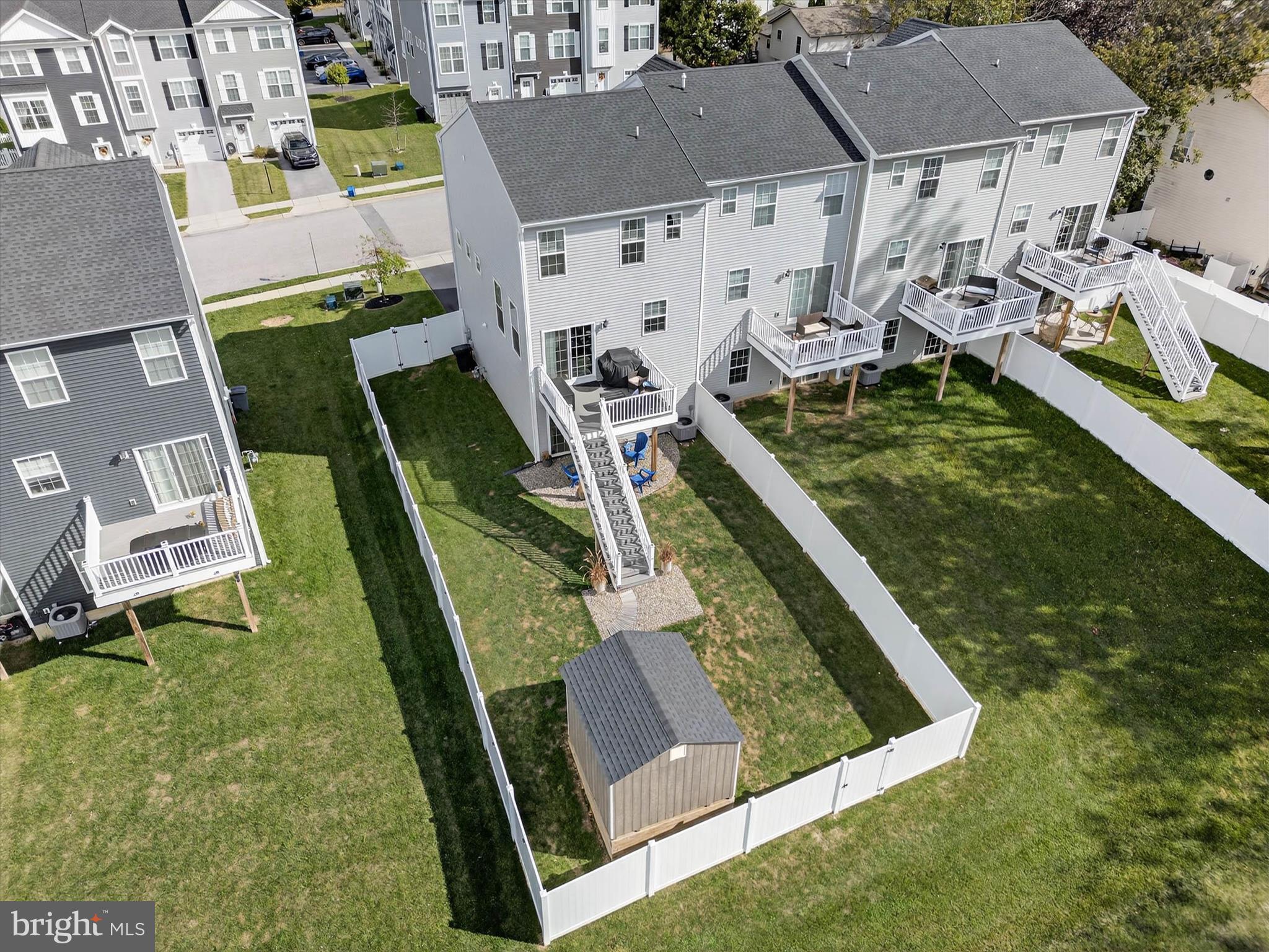 BROOKSIDE TOWNHOMES - Residential