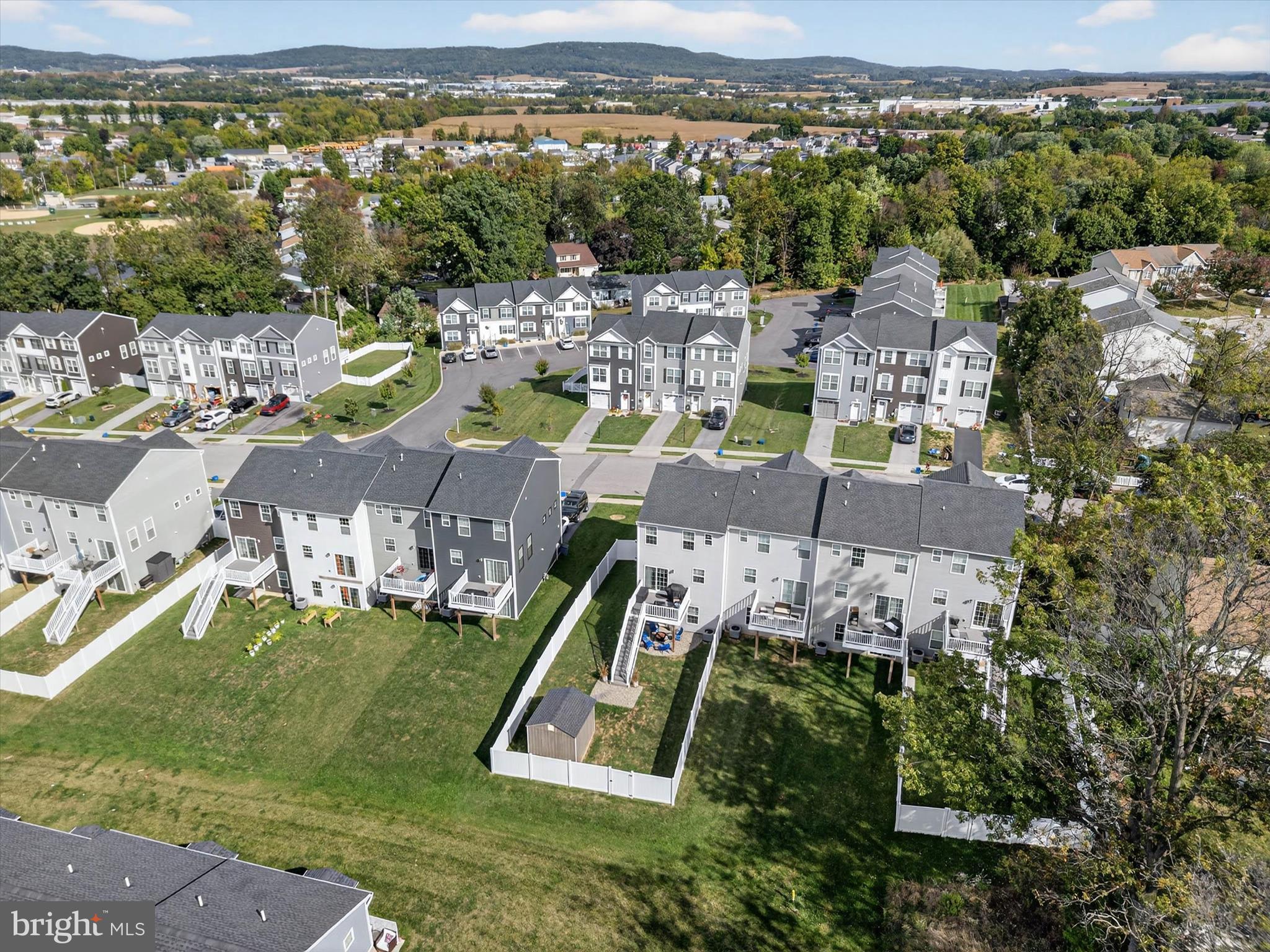 BROOKSIDE TOWNHOMES - Residential