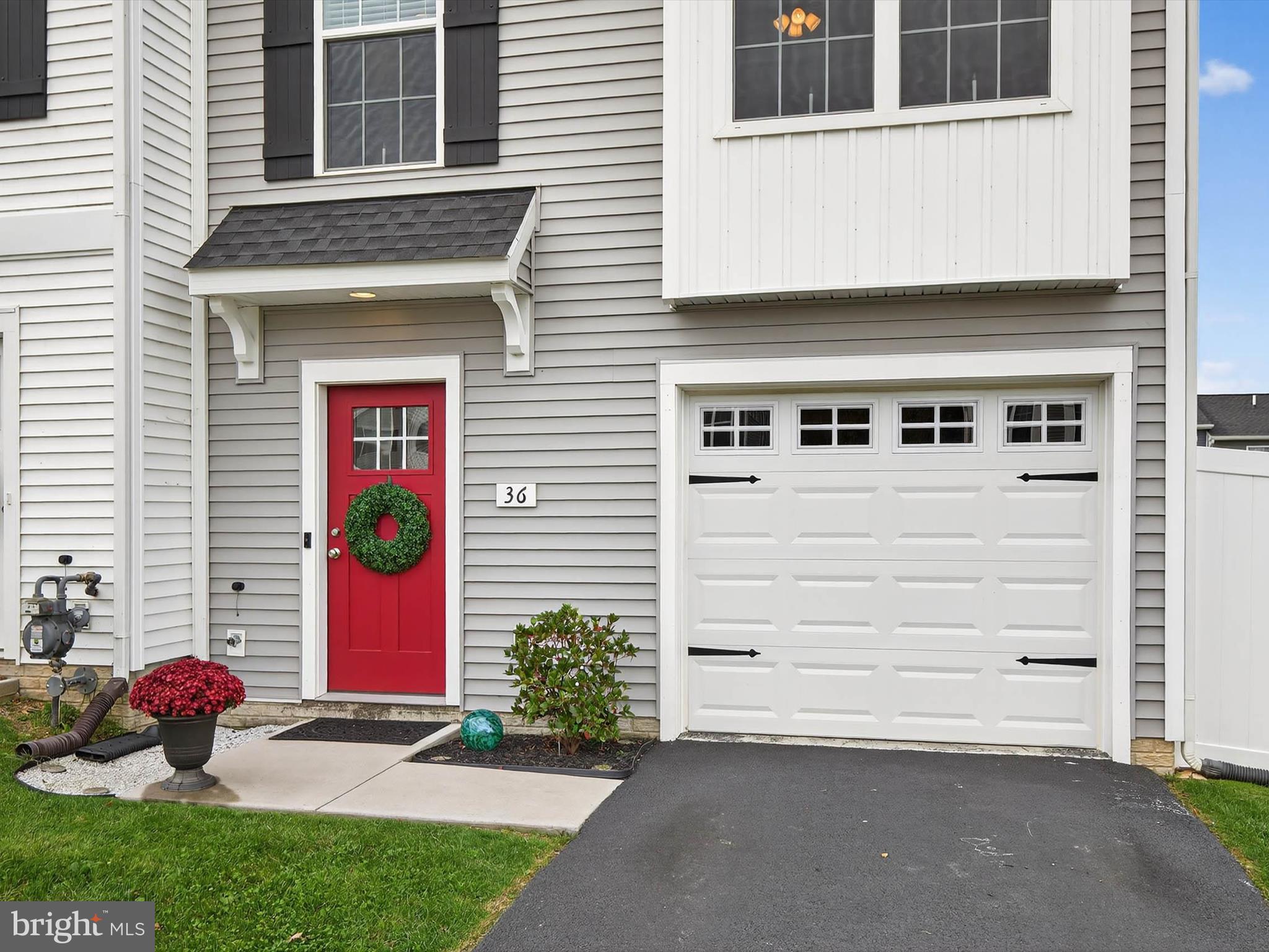 BROOKSIDE TOWNHOMES - Residential