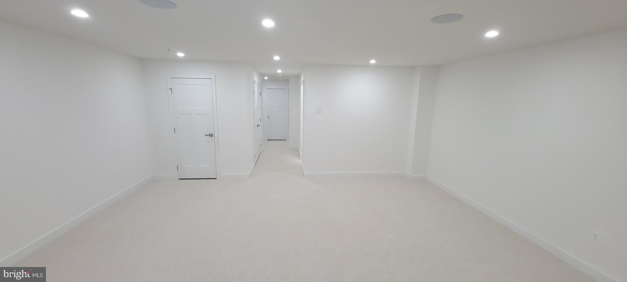 GREENLEIGH AT CROSSROADS - Residential Lease