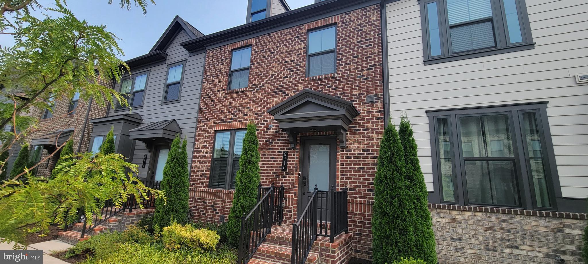 GREENLEIGH AT CROSSROADS - Residential Lease