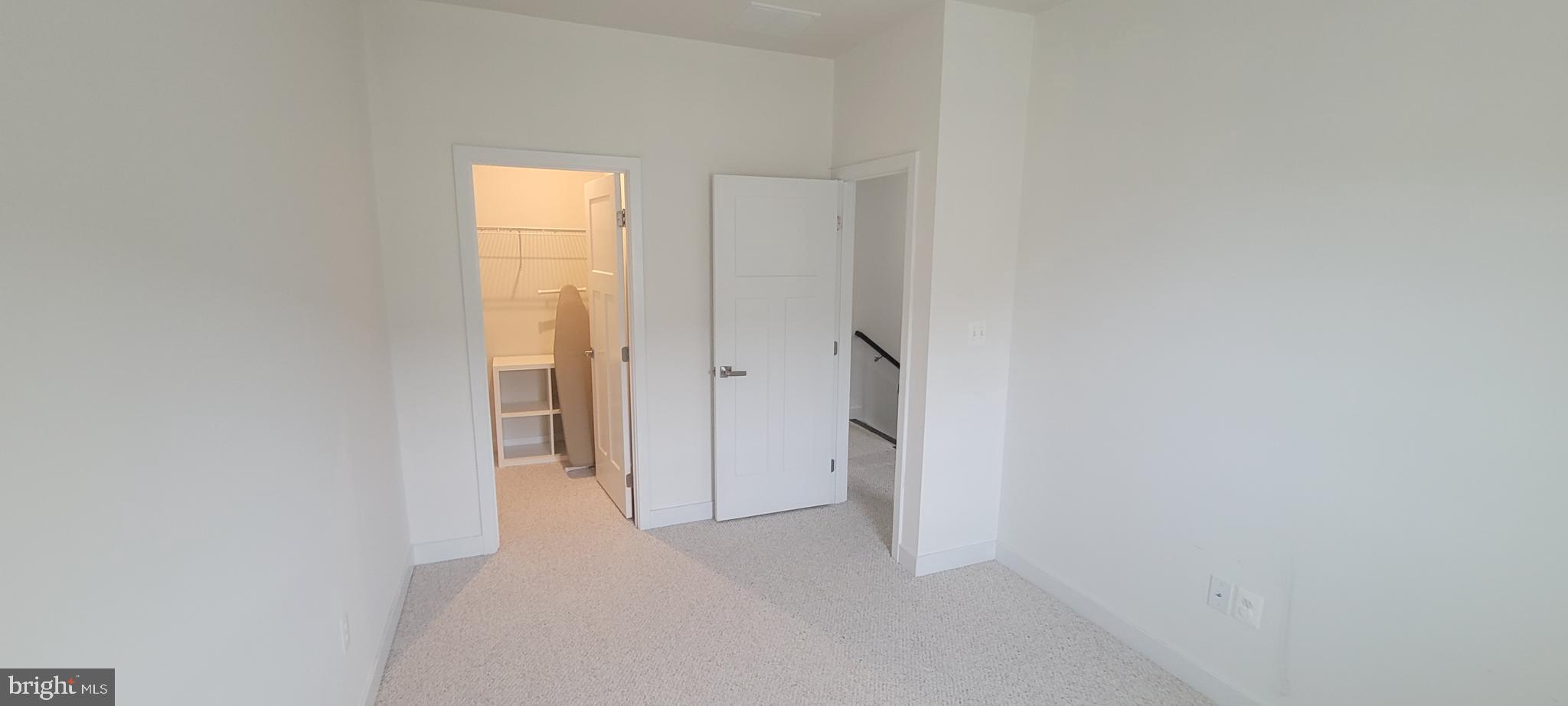 GREENLEIGH AT CROSSROADS - Residential Lease