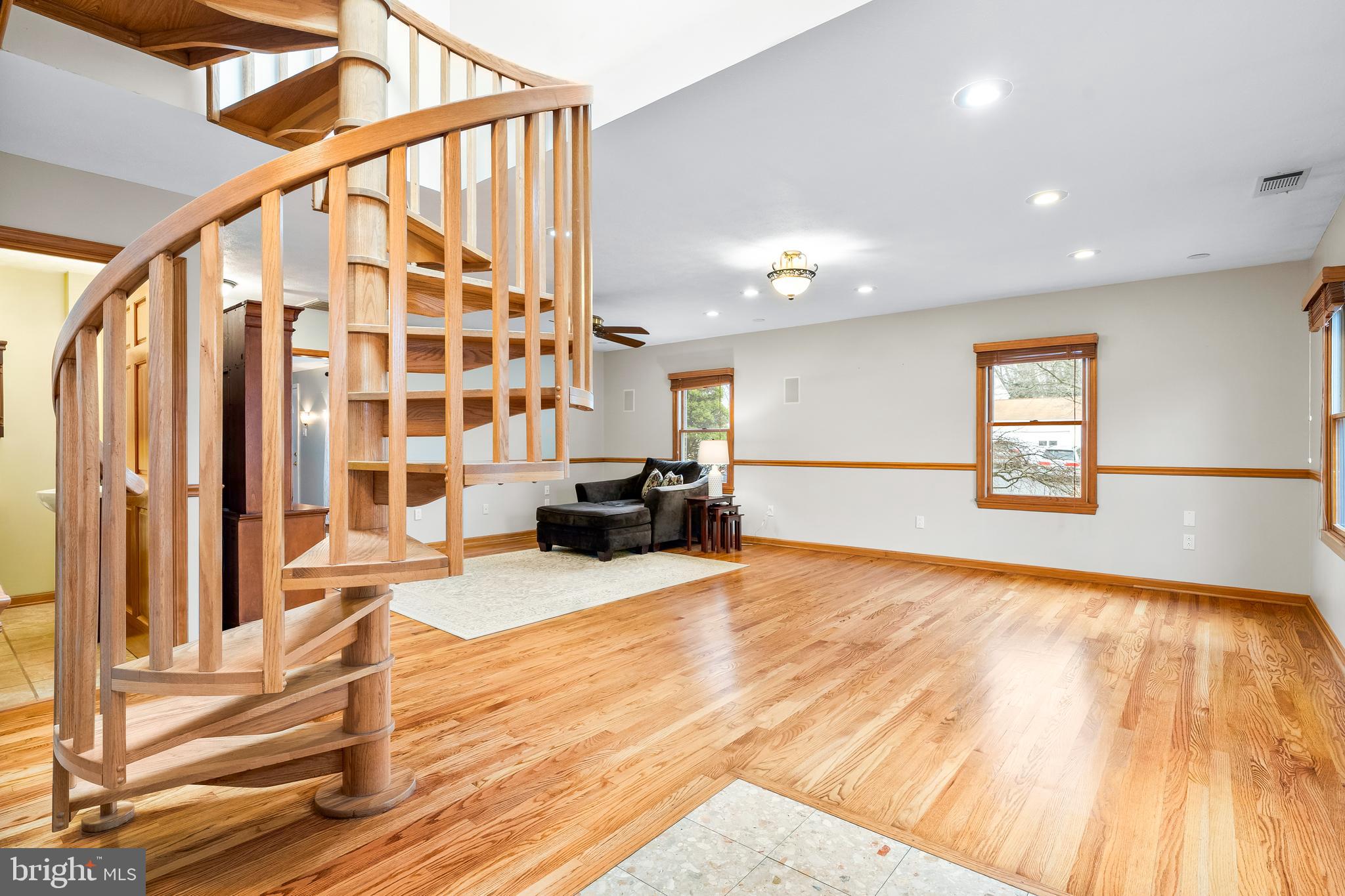 FOUNTAINDALE SOUTH - Residential