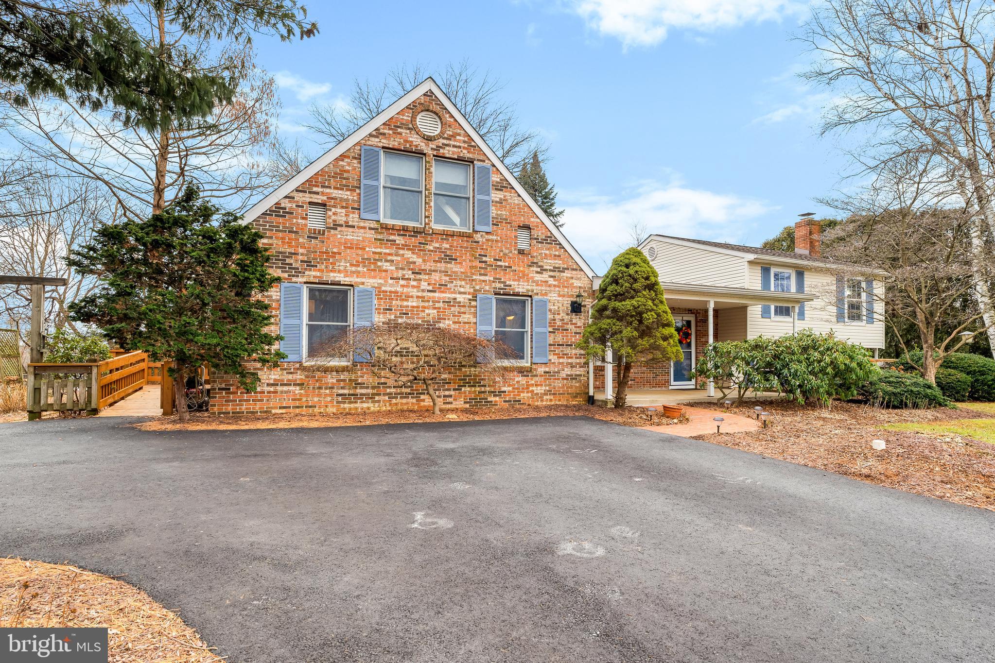 FOUNTAINDALE SOUTH - Residential