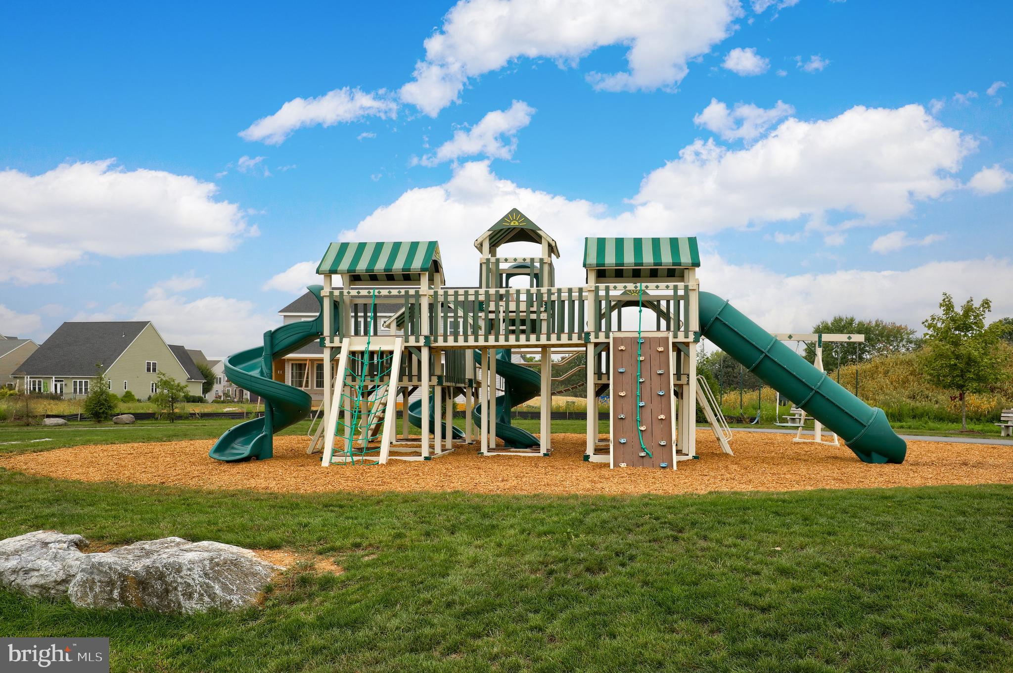 HAYDN MANOR - Residential