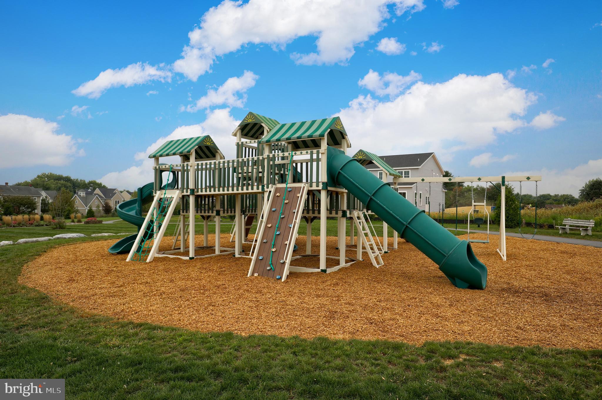 HAYDN MANOR - Residential