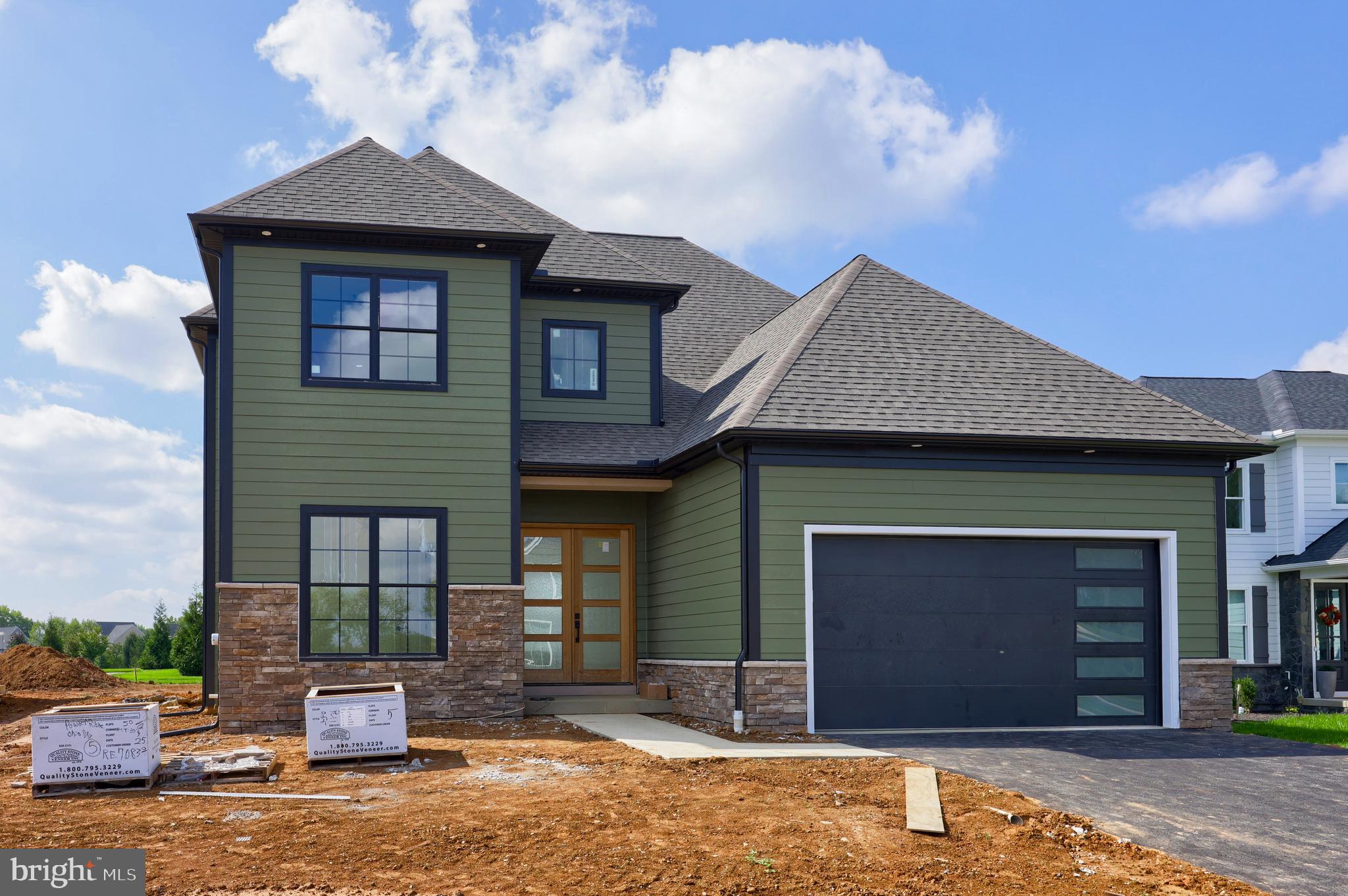 HAYDN MANOR - Residential