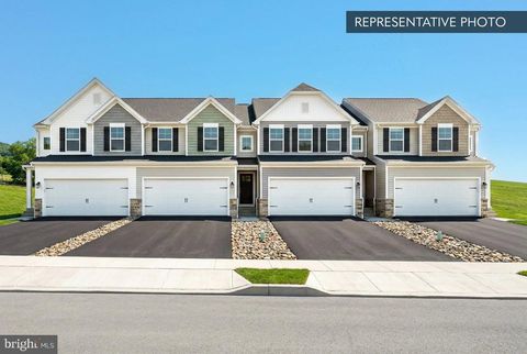 Townhouse For Sale - 13-102 Julian Drive #LOT 7<br/> BLOOMSBURG, PA 17815