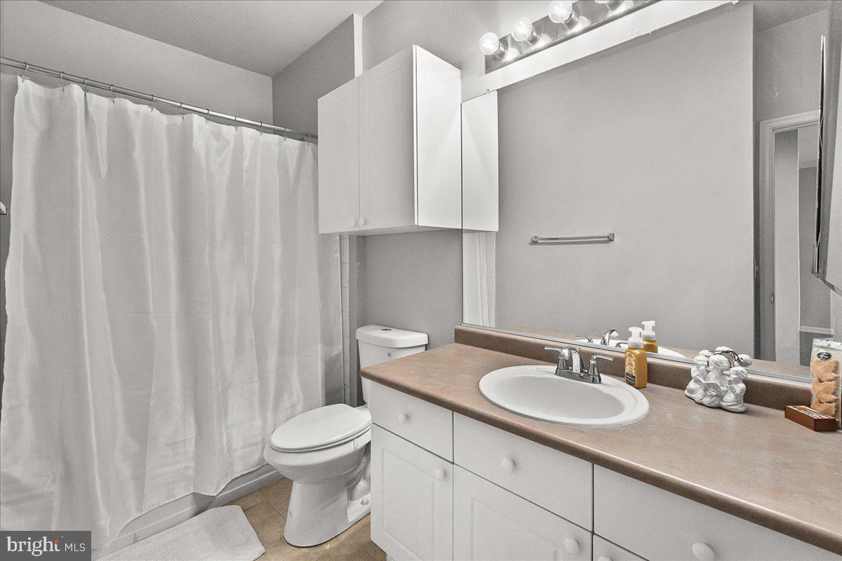 WHITE FLINT STATION - Residential