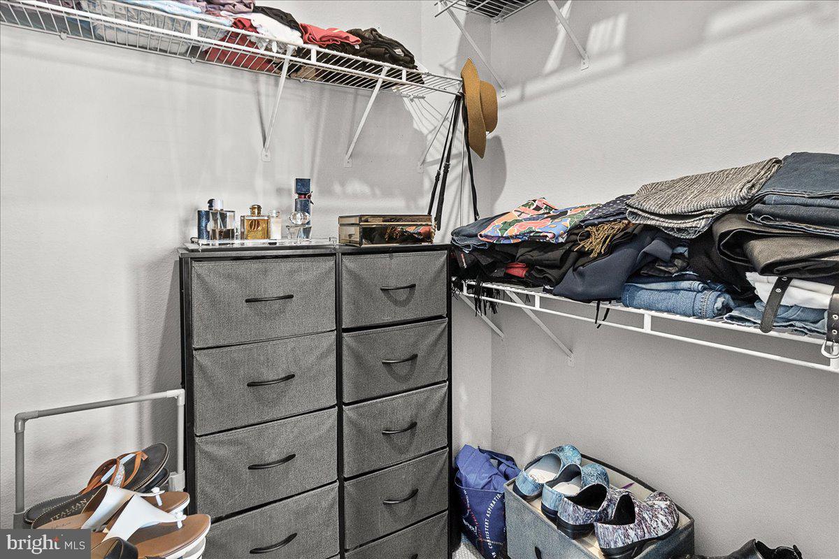 WHITE FLINT STATION - Residential