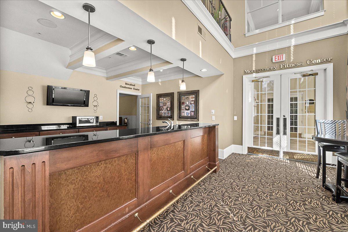 WHITE FLINT STATION - Residential