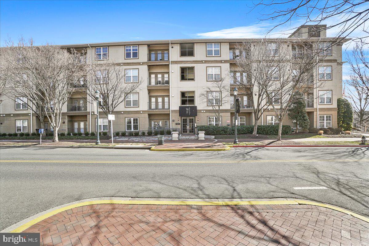 WHITE FLINT STATION - Residential