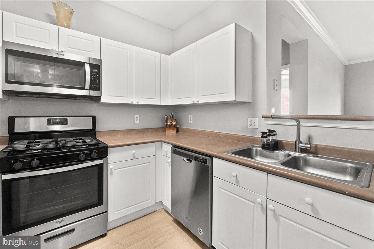 WHITE FLINT STATION - Residential