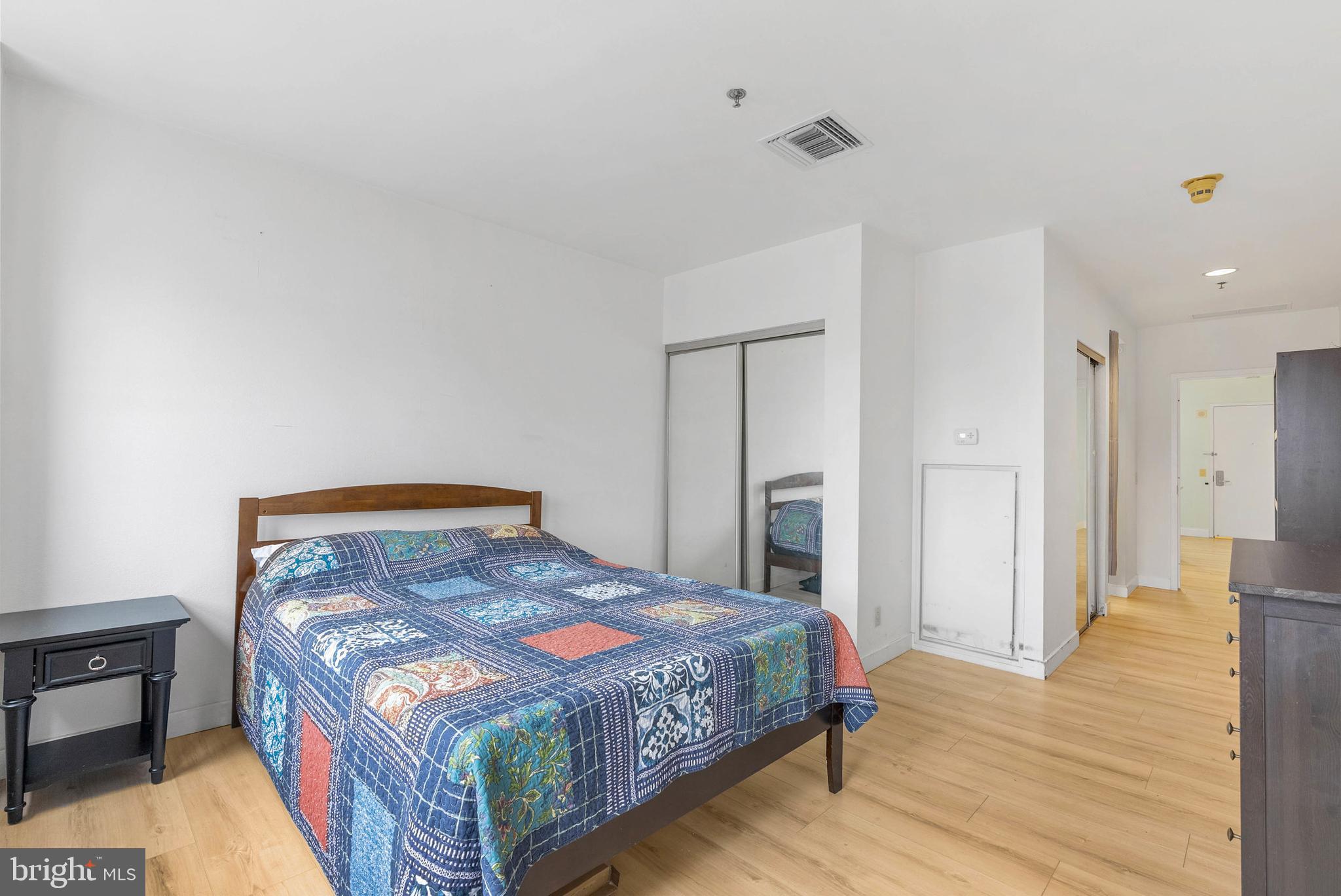 CHINATOWN - Residential