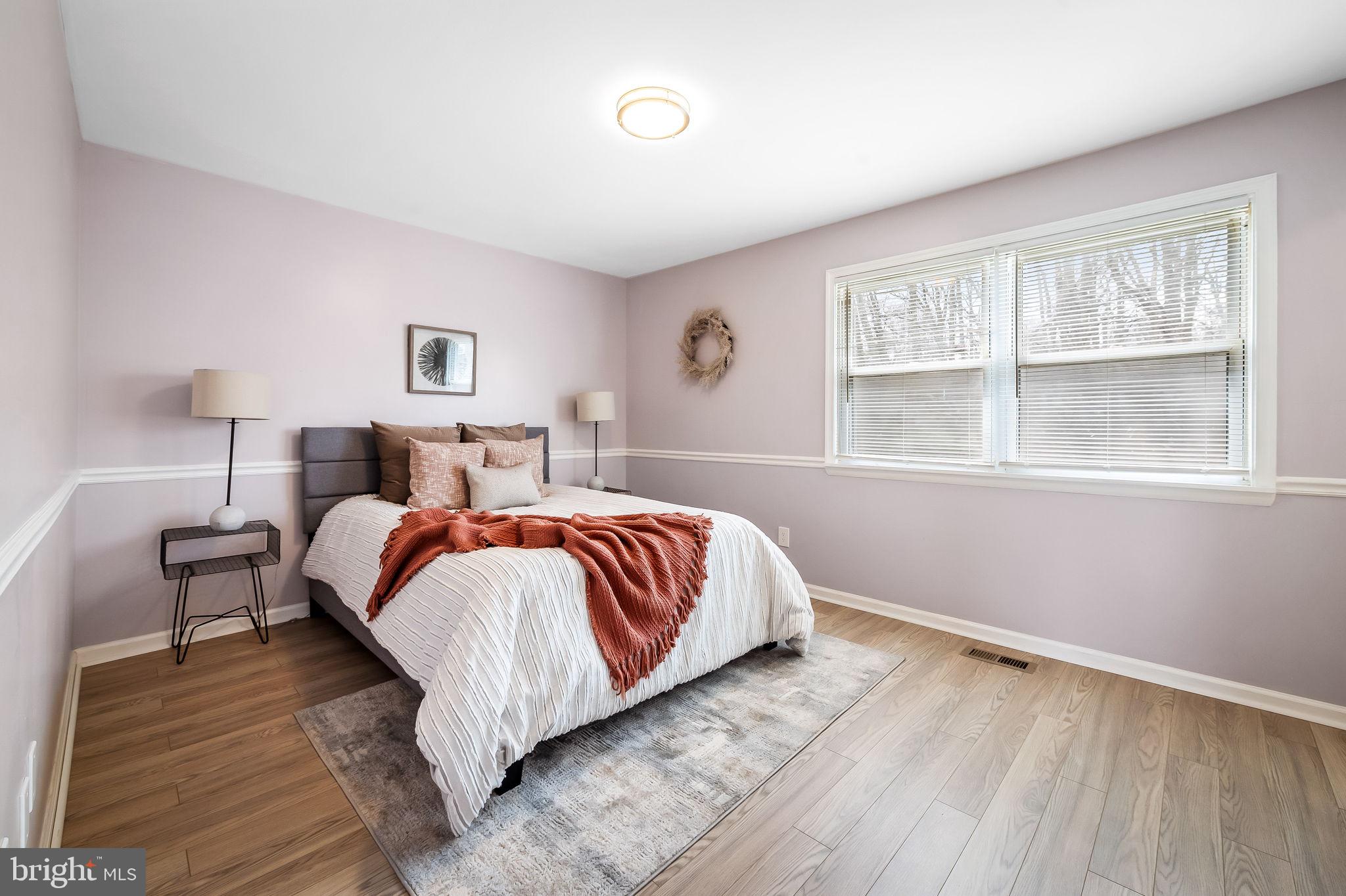 HARFORD SQUARE - Residential