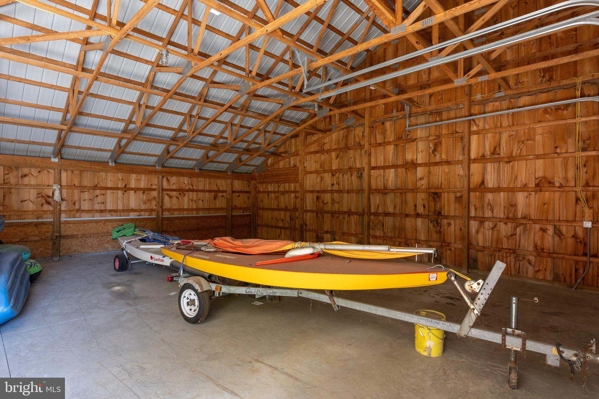 KNIGHTS ISLAND PRESERVE - Land