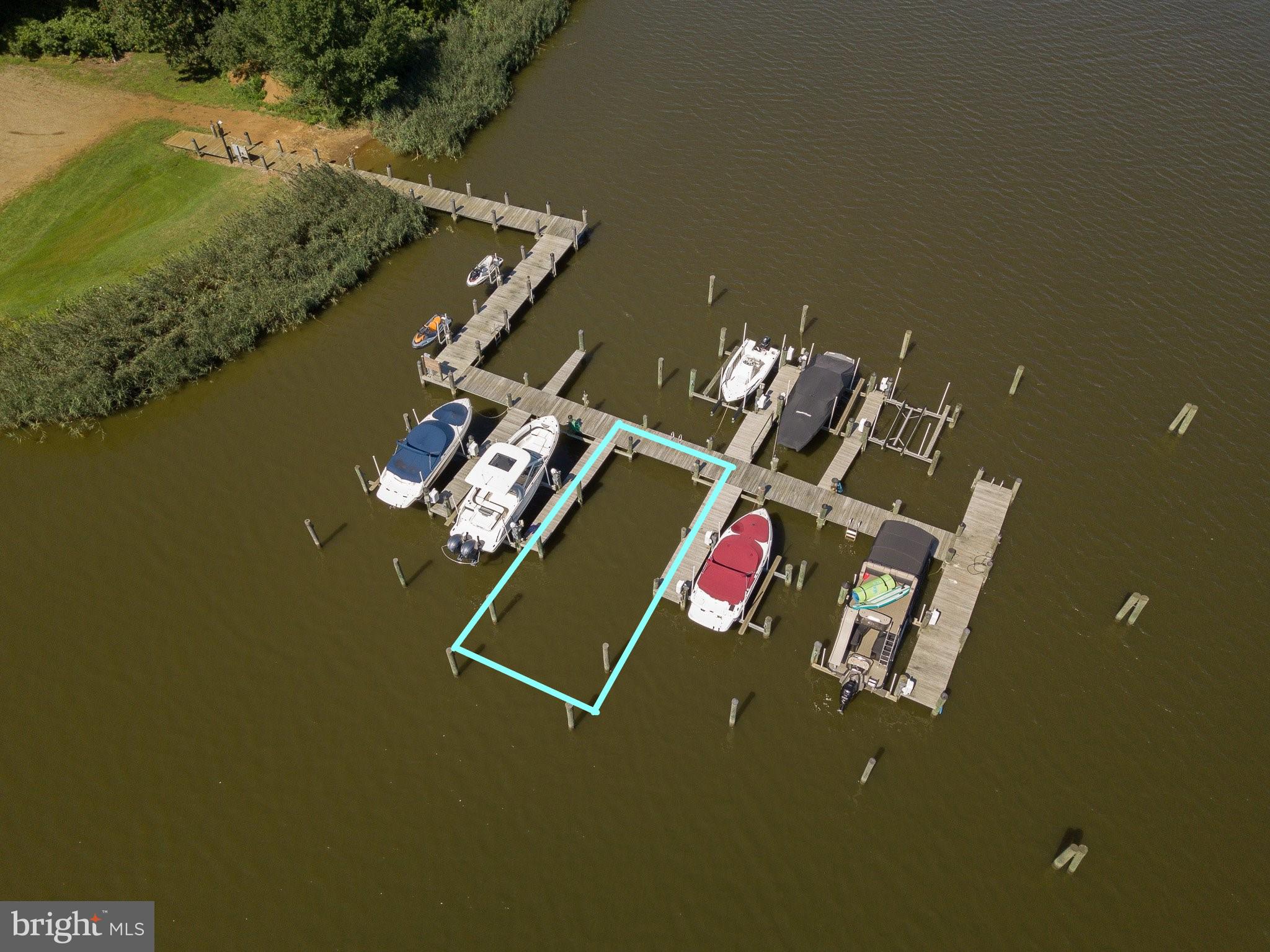 KNIGHTS ISLAND PRESERVE - Land