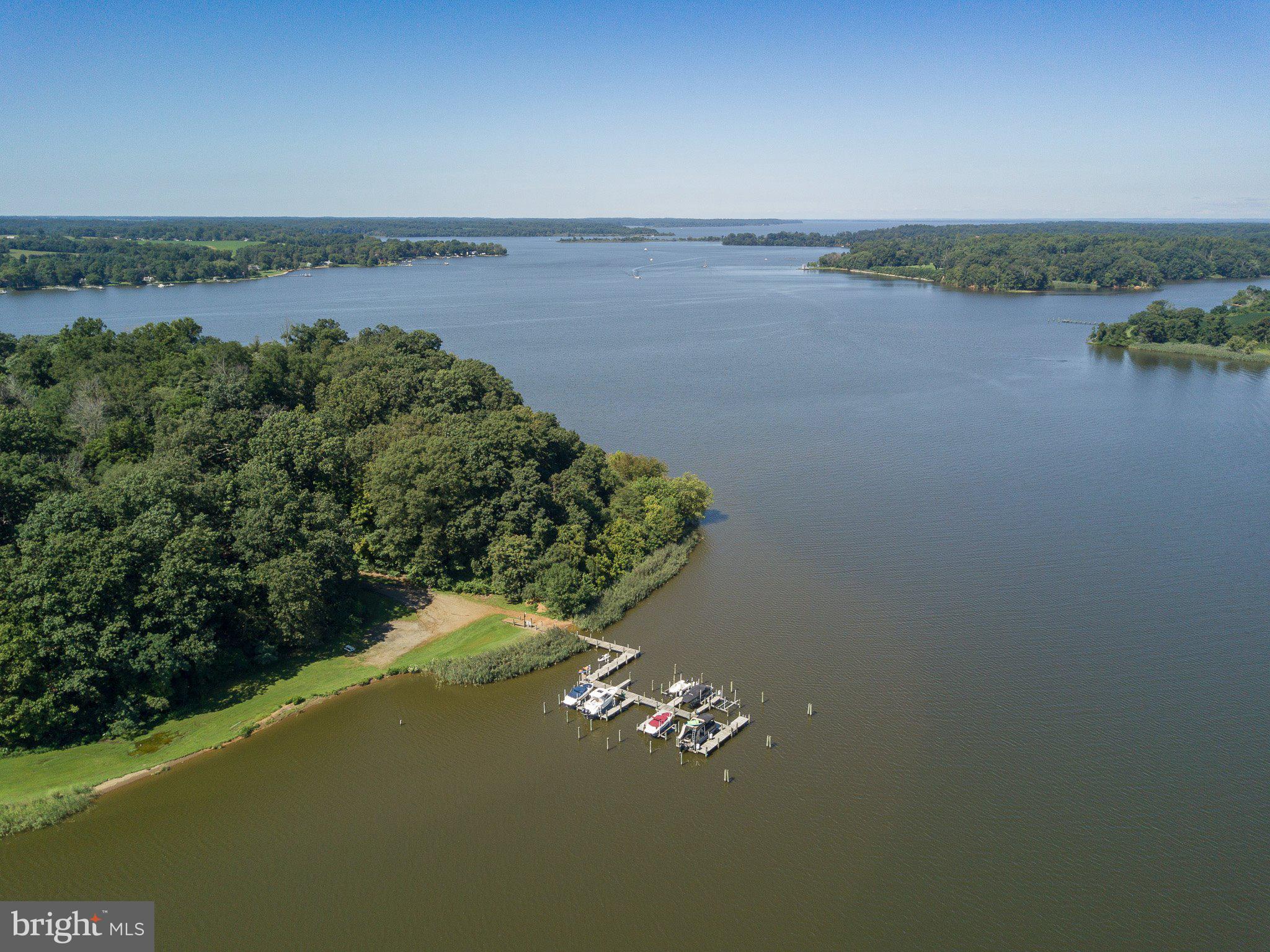 KNIGHTS ISLAND PRESERVE - Land