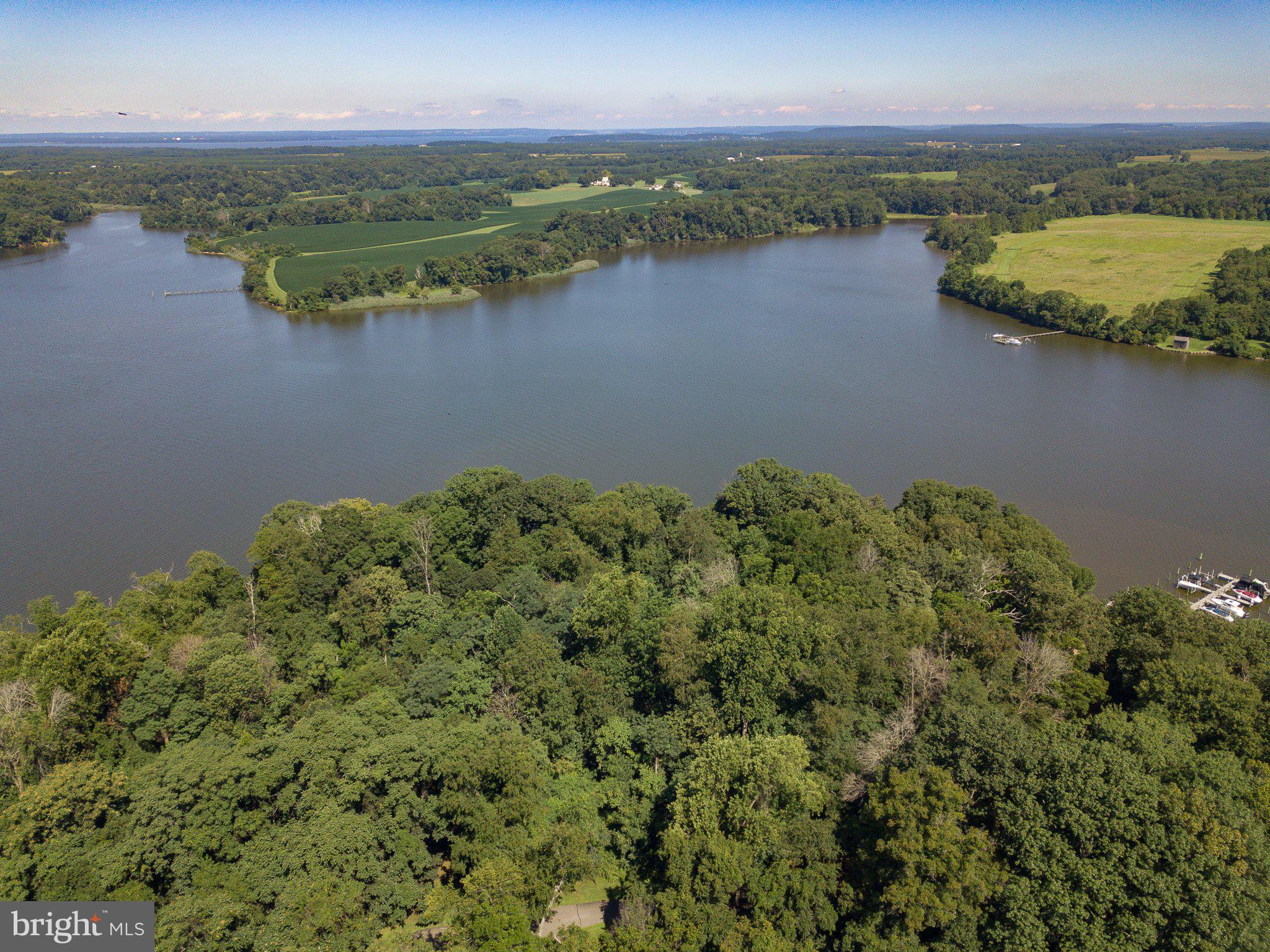 KNIGHTS ISLAND PRESERVE - Land