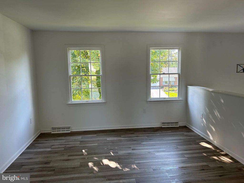 Photo of 143 CARRIAGE HOUSE DR, WILLOW STREET, PA 17584 (MLS # PALA2042094)