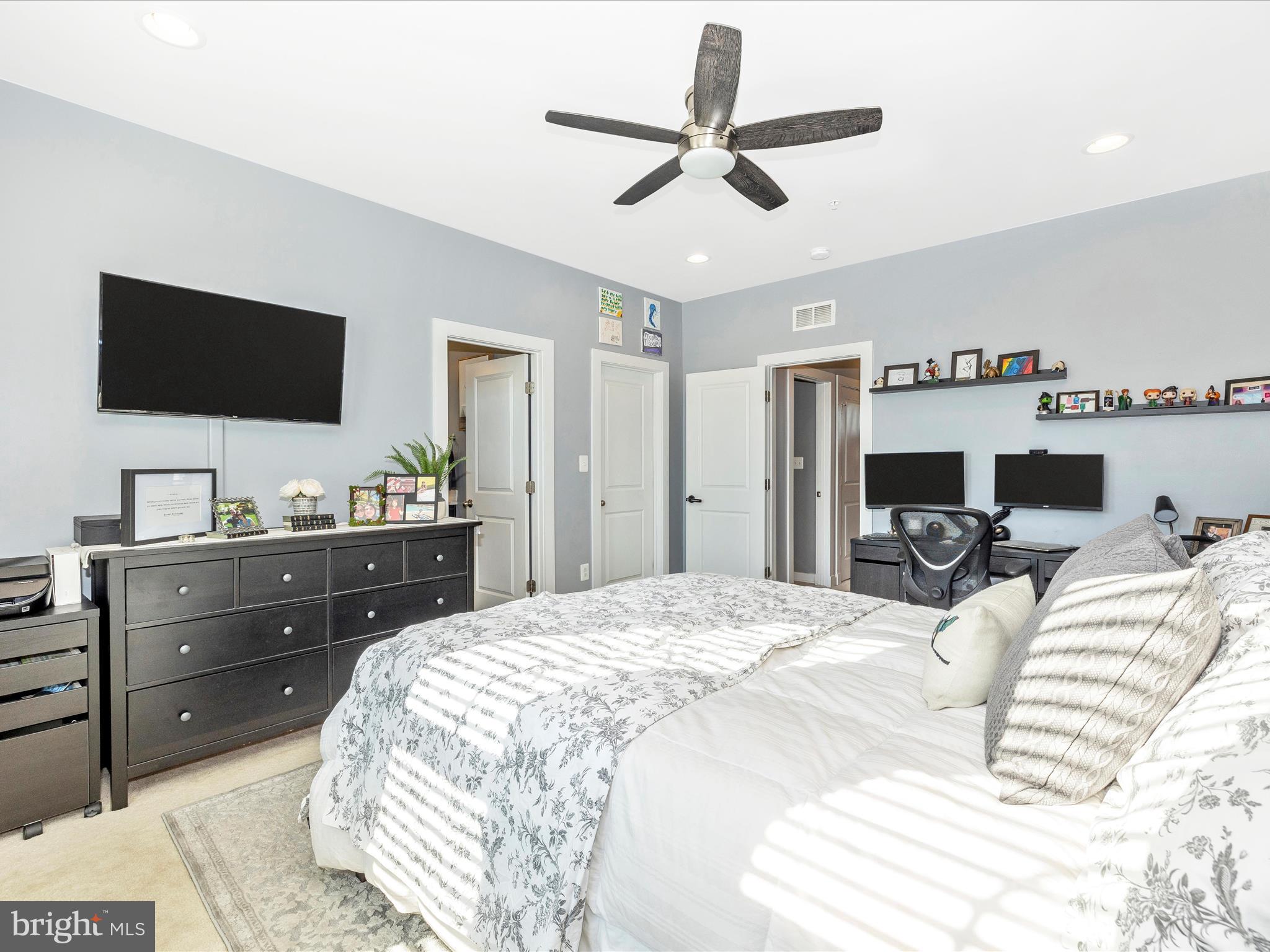 VILLAGES OF URBANA - Residential