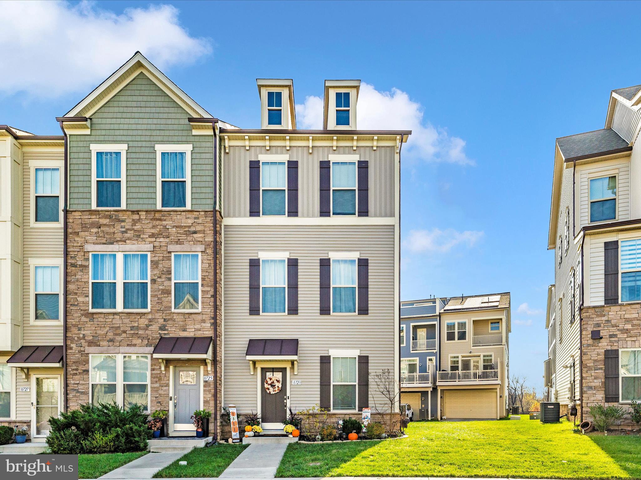 VILLAGES OF URBANA - Residential