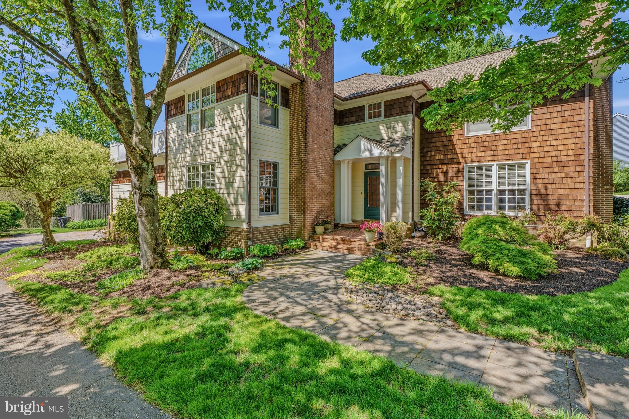 THE HILLSIDE AT SEMINARY - Residential