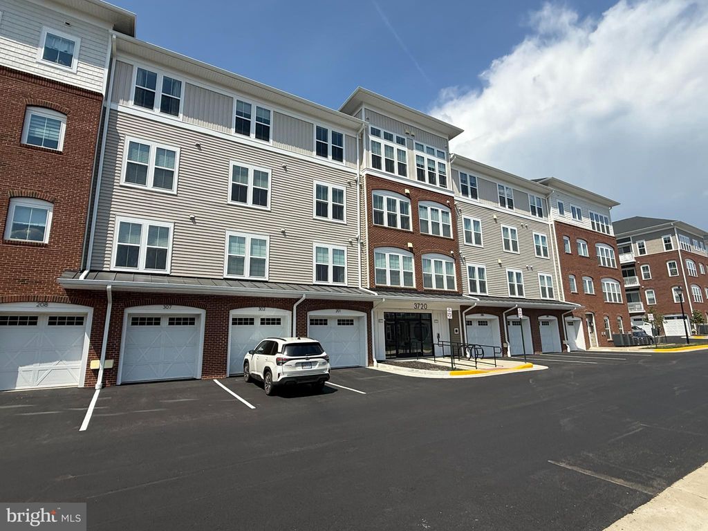 Photo of 3720 Havertill Lane, WOODBRIDGE, VA 22193 (MLS # VAPW2118140)