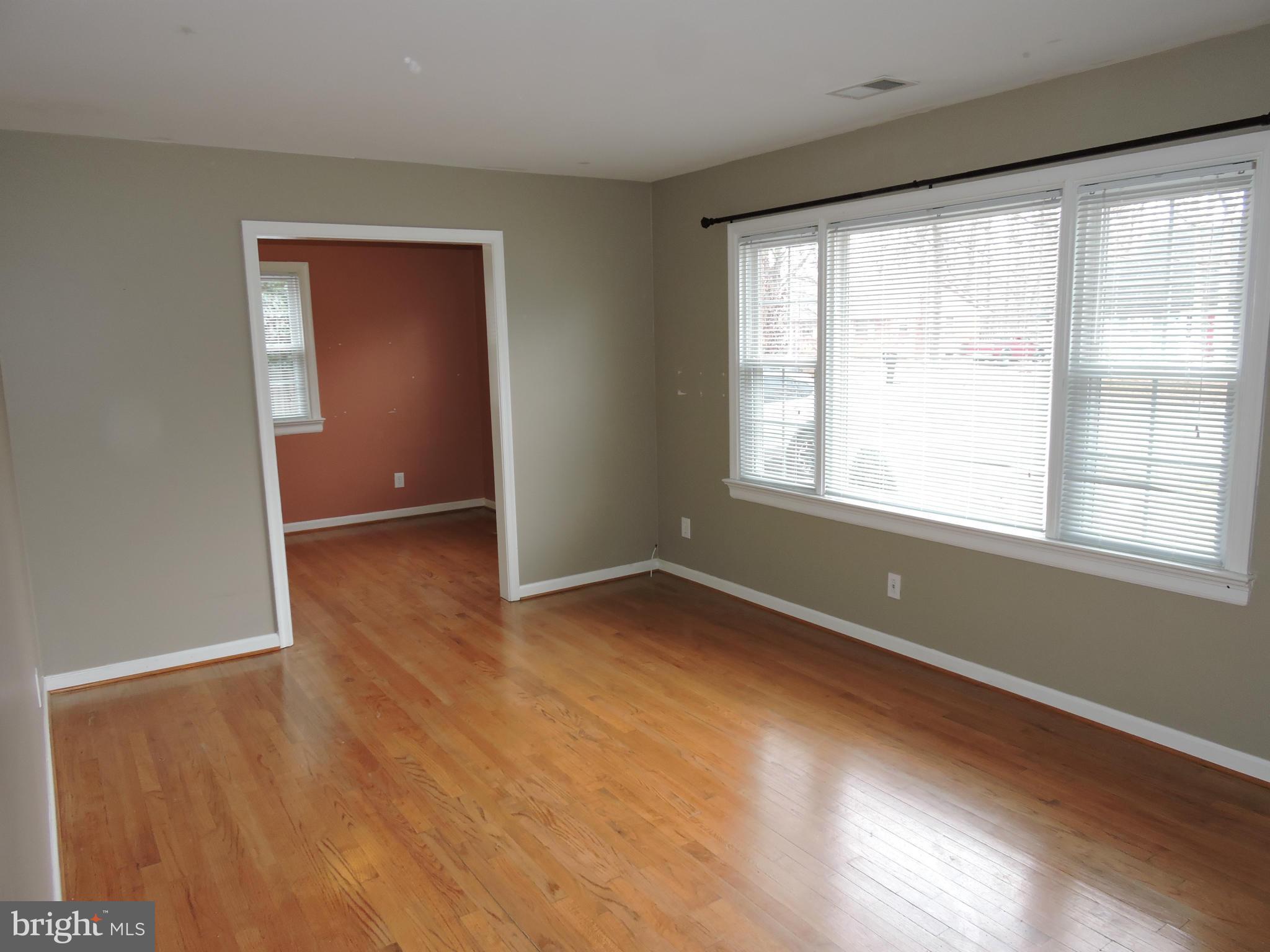 SPOTSWOOD ESTATES - Residential Lease