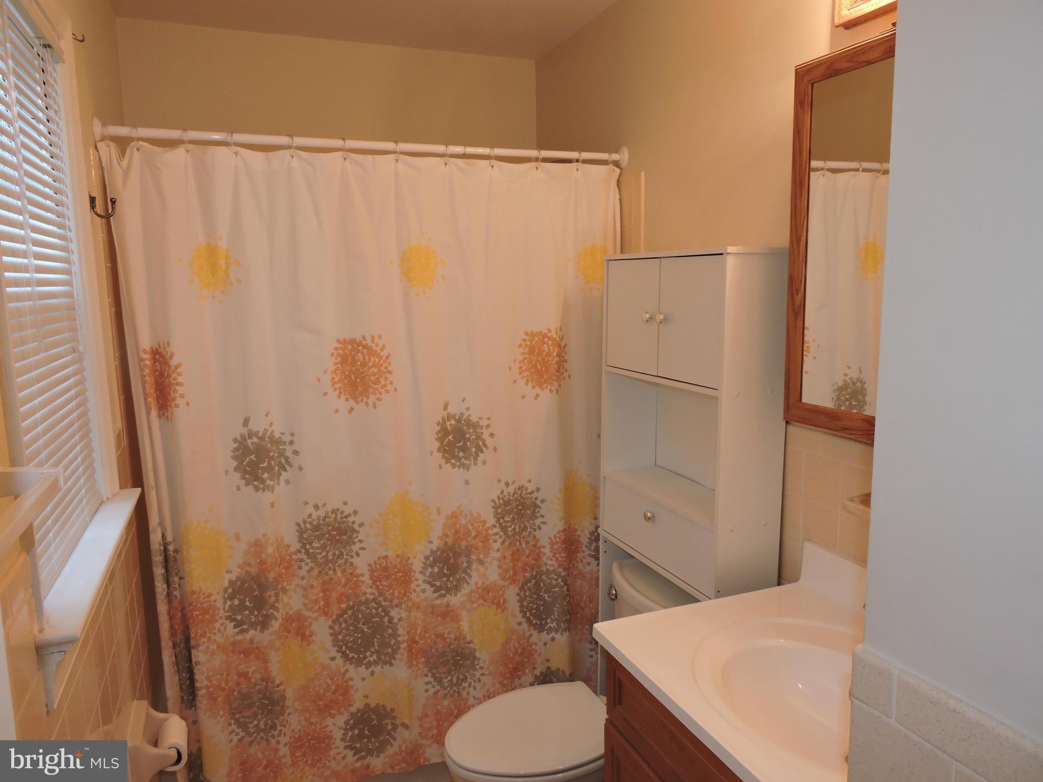 SPOTSWOOD ESTATES - Residential Lease