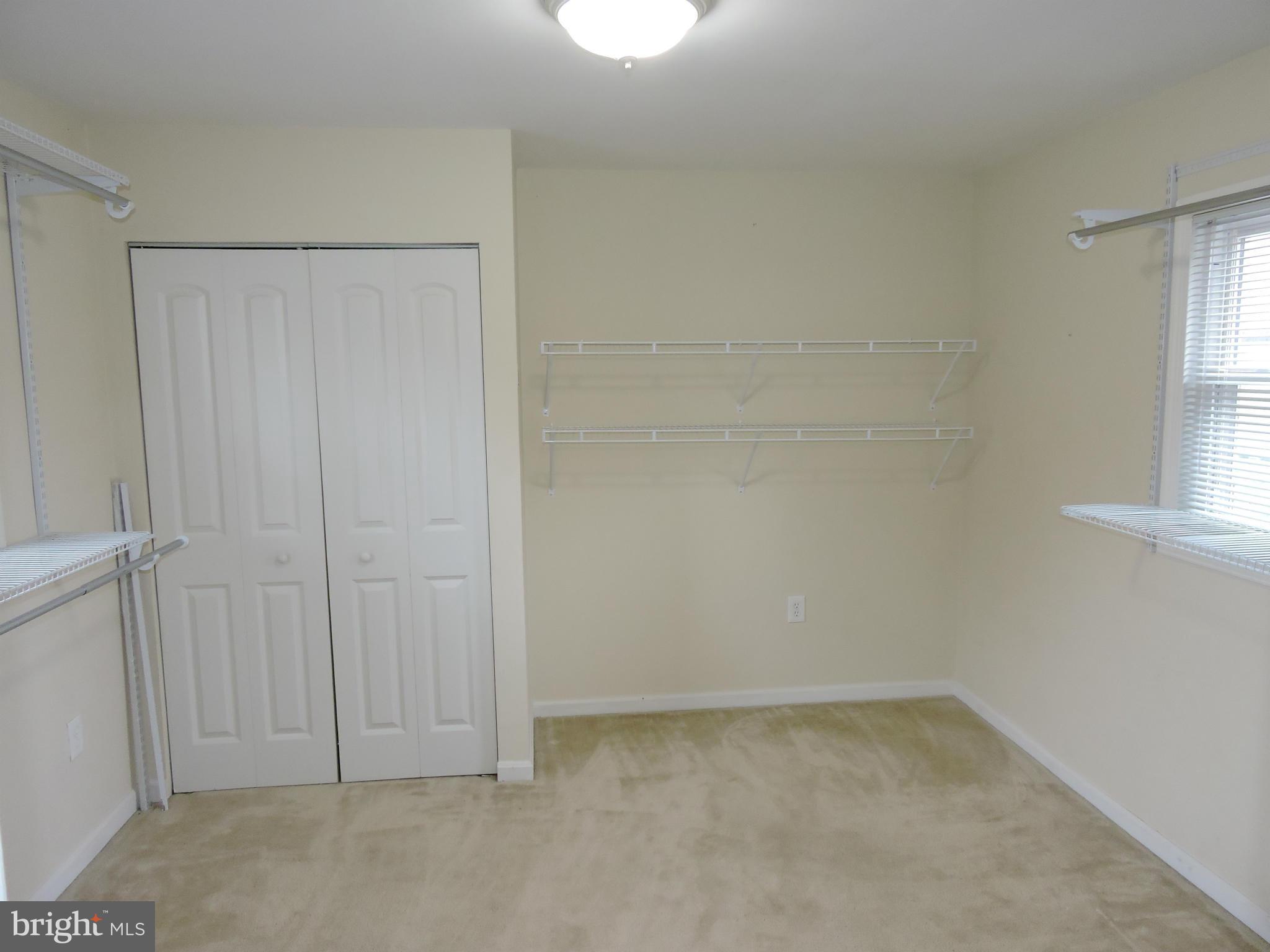 SPOTSWOOD ESTATES - Residential Lease