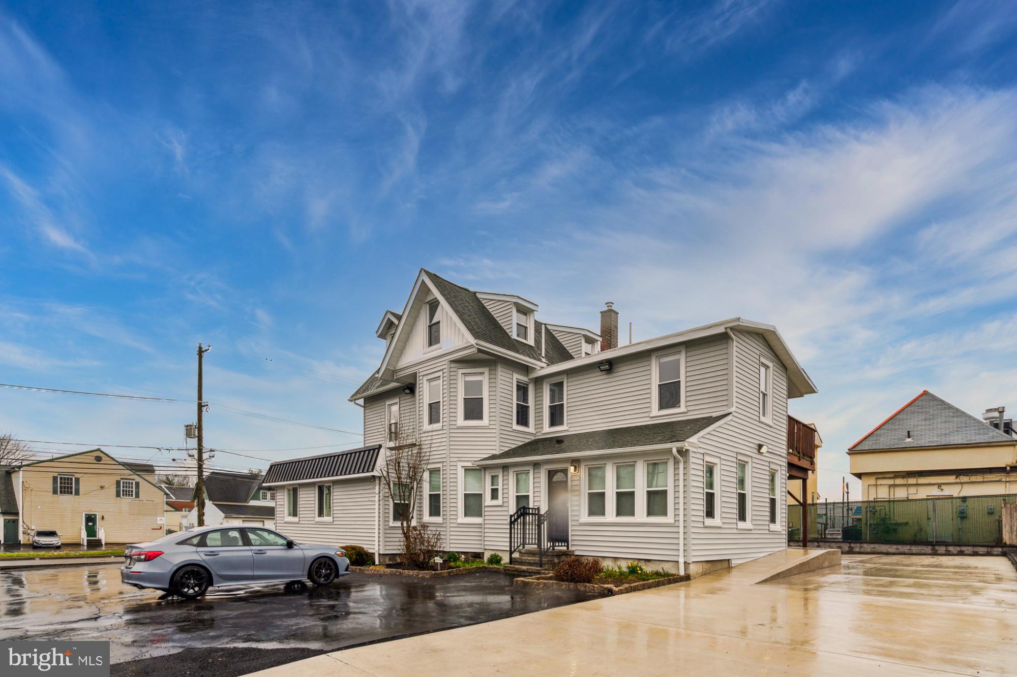 SOMERTON - Commercial Sale