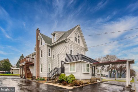 Photo of 625 Byberry Road, PHILADELPHIA, PA 19116 (MLS # PAPH2494884)