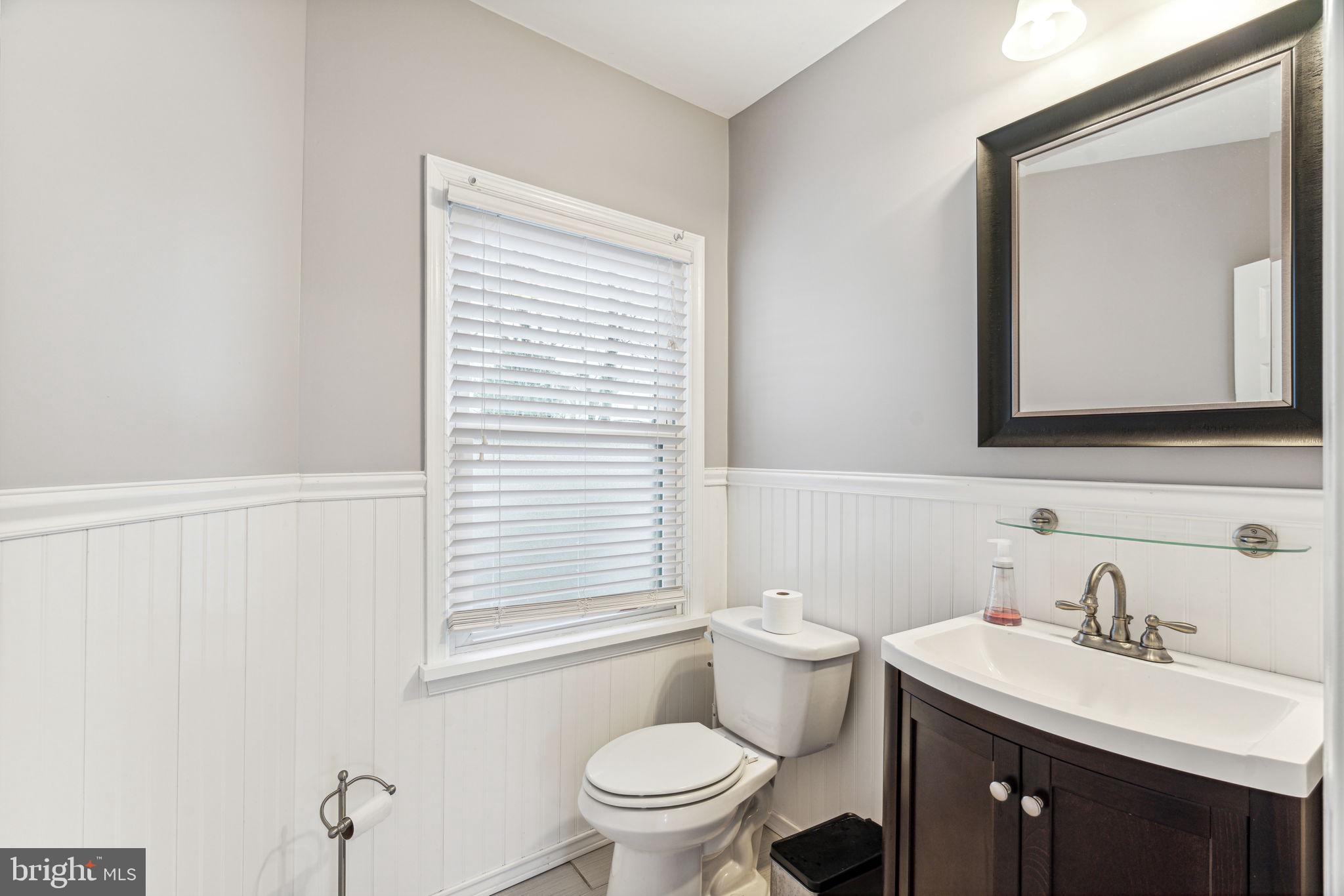 SOMERTON - Commercial Sale