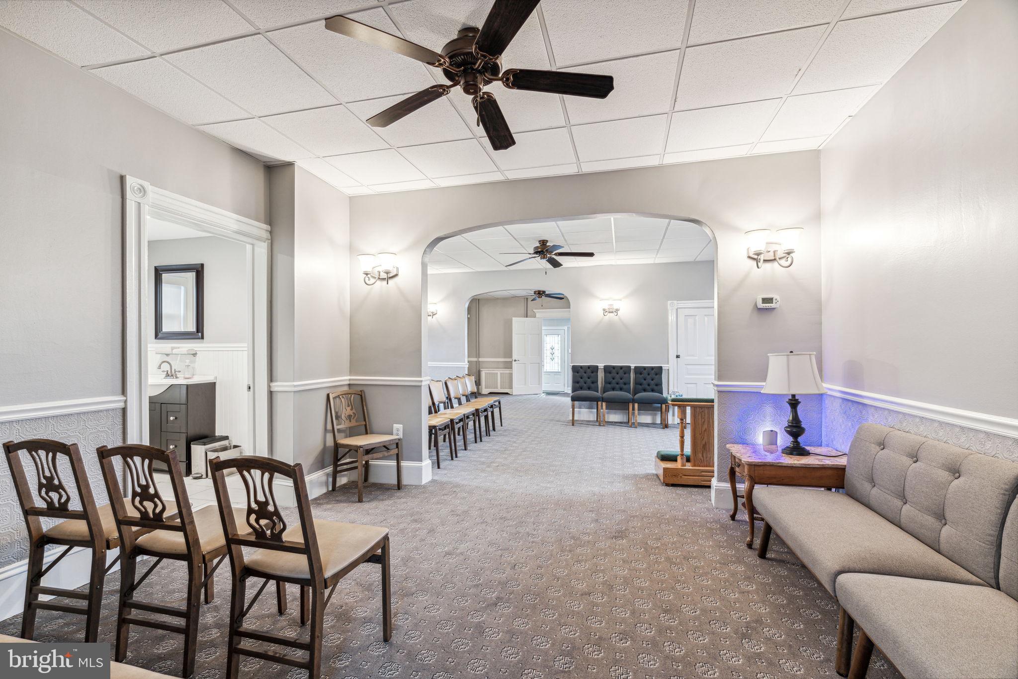 SOMERTON - Commercial Sale