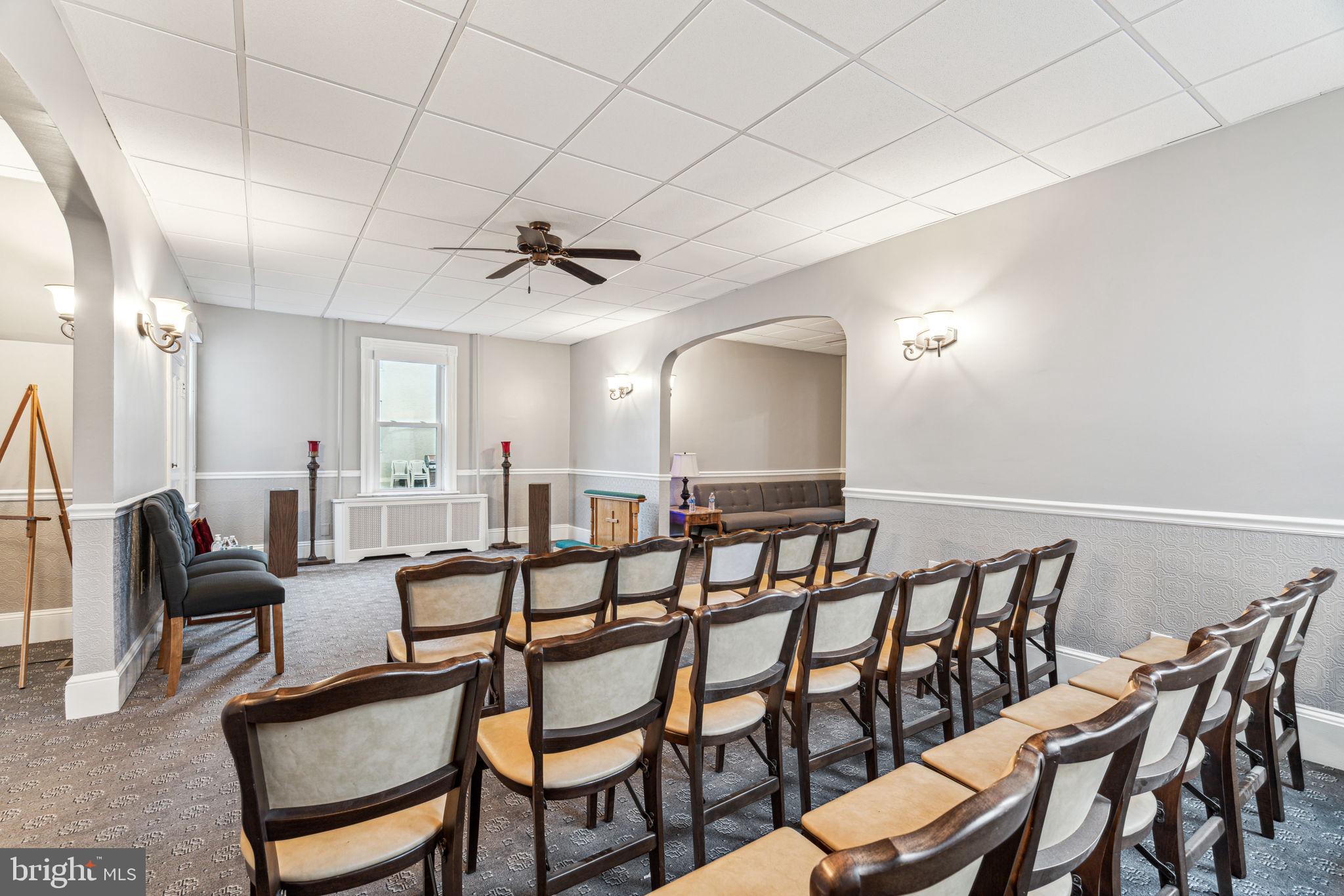 SOMERTON - Commercial Sale