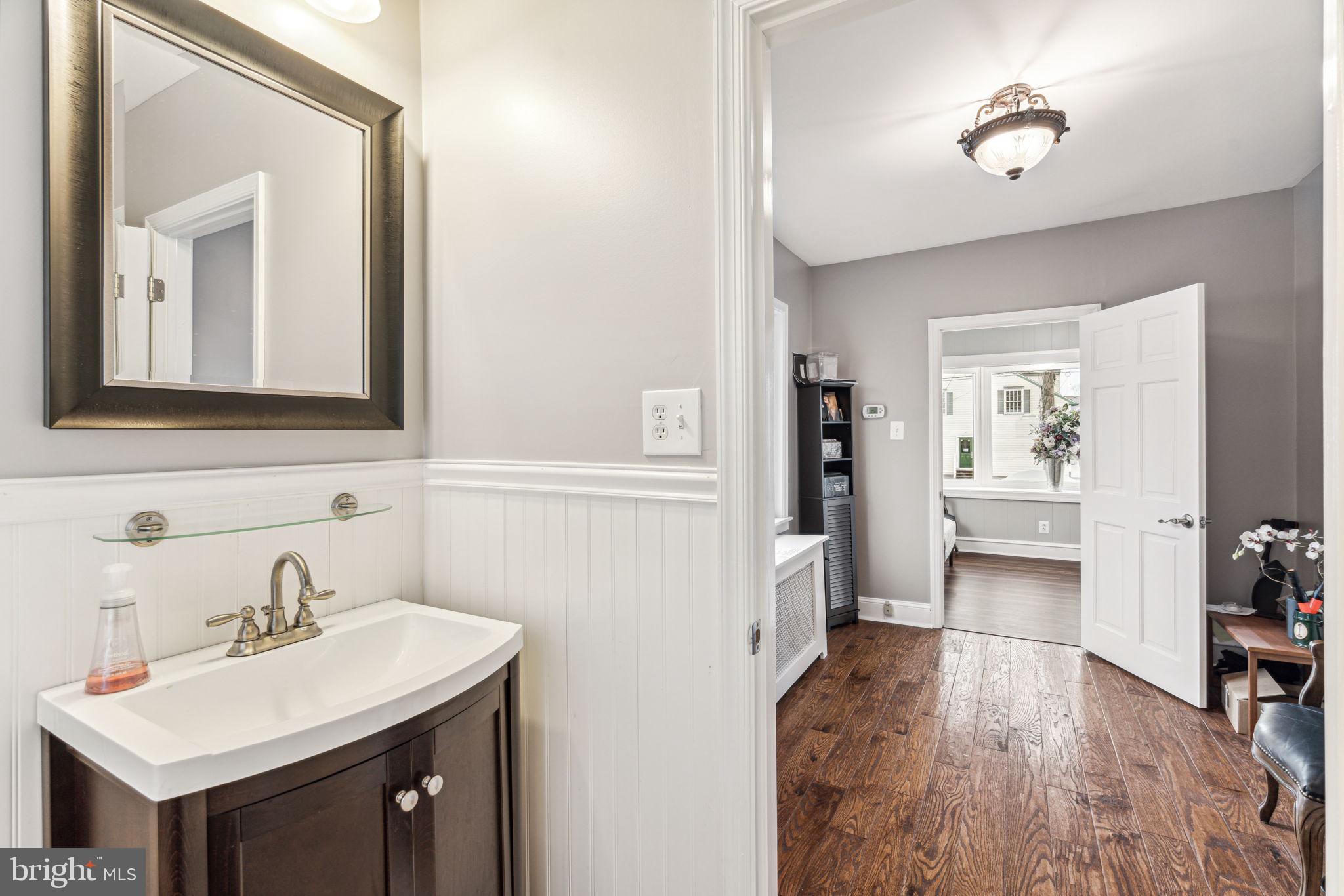 SOMERTON - Commercial Sale