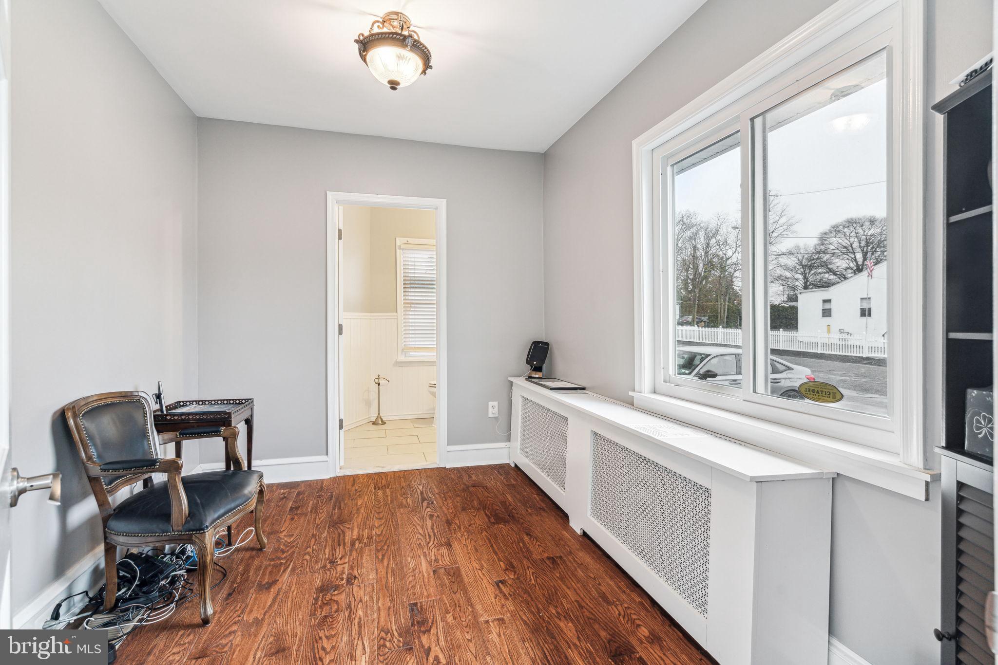 SOMERTON - Commercial Sale