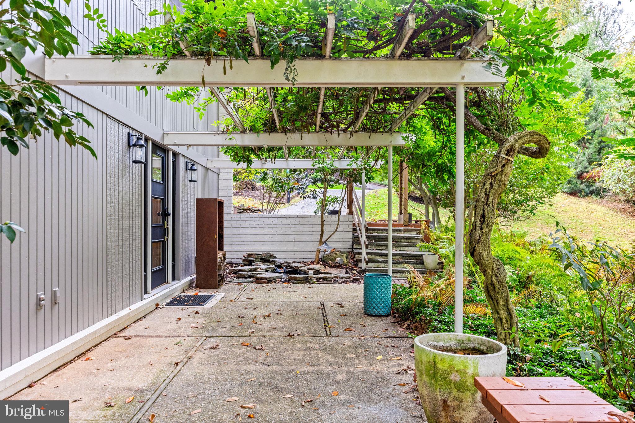 3422 PHILIPS DRIVE