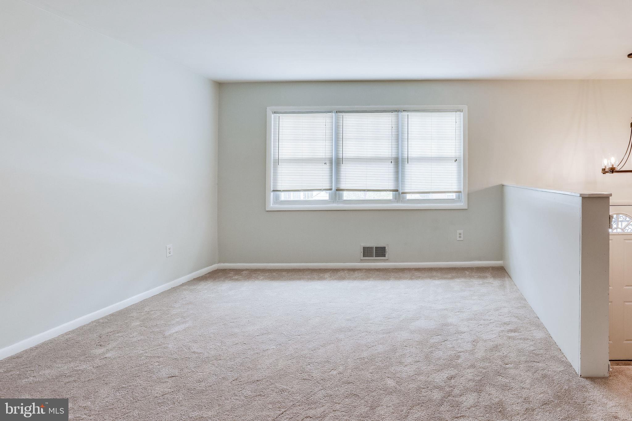 BROOKE MANOR - Residential